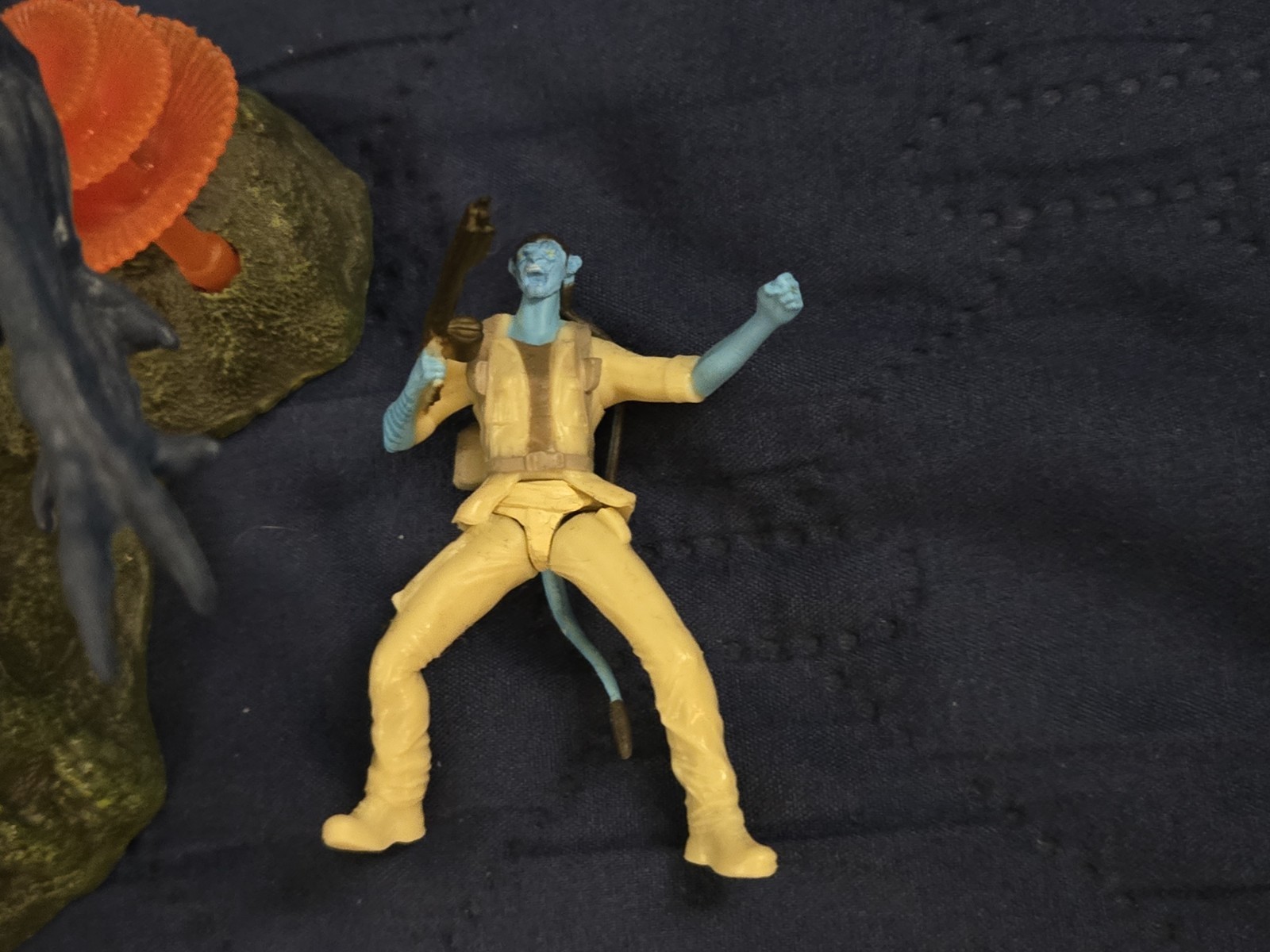 Jake Sully and Thanator Avatar James Cameron Light-up Figure