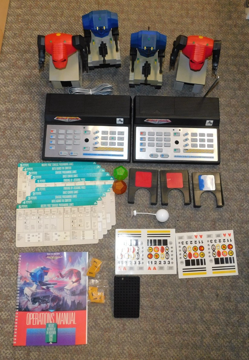 ! VINTAGE AXLON TECHFORCE ACTION BATTLE SET ROBOTS TESTED SEE VIDEO LOOK !
