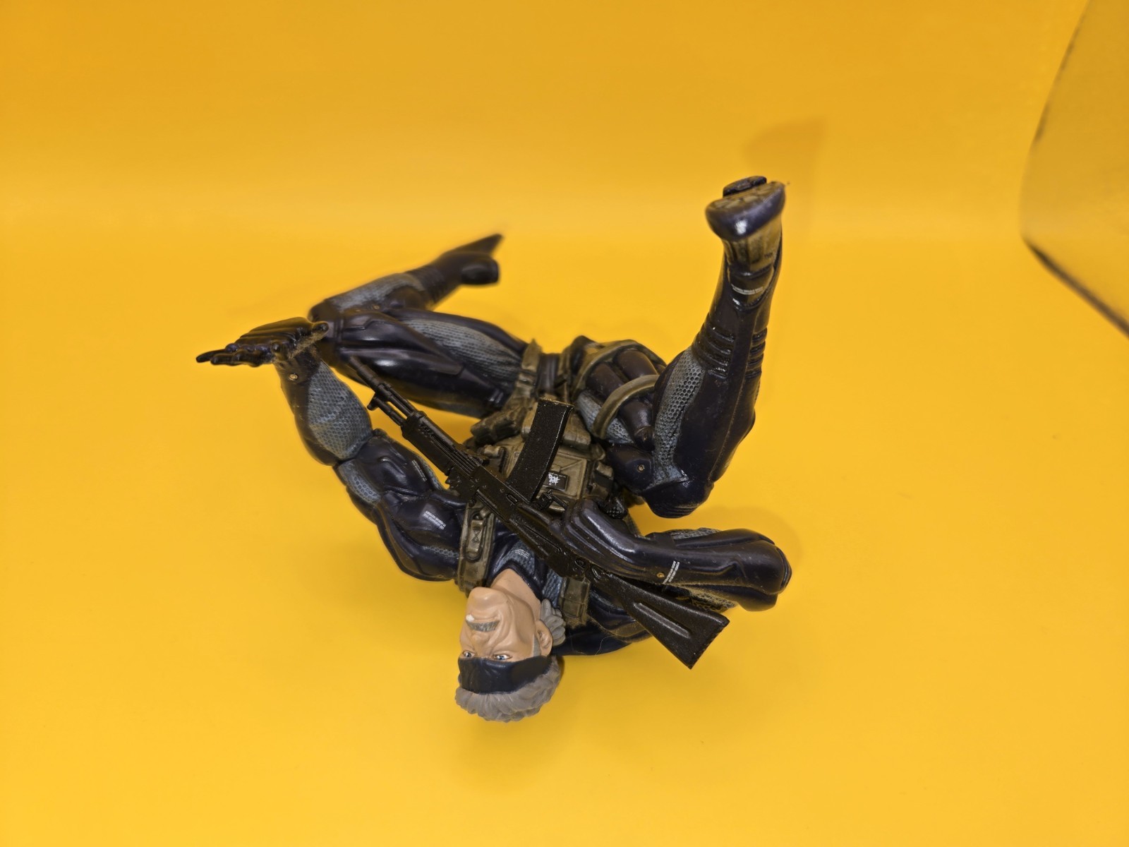 Metal Gear Solid Ultra Detail Figure Collection 2 Old Snake “Ready” MGS4 MGS 4