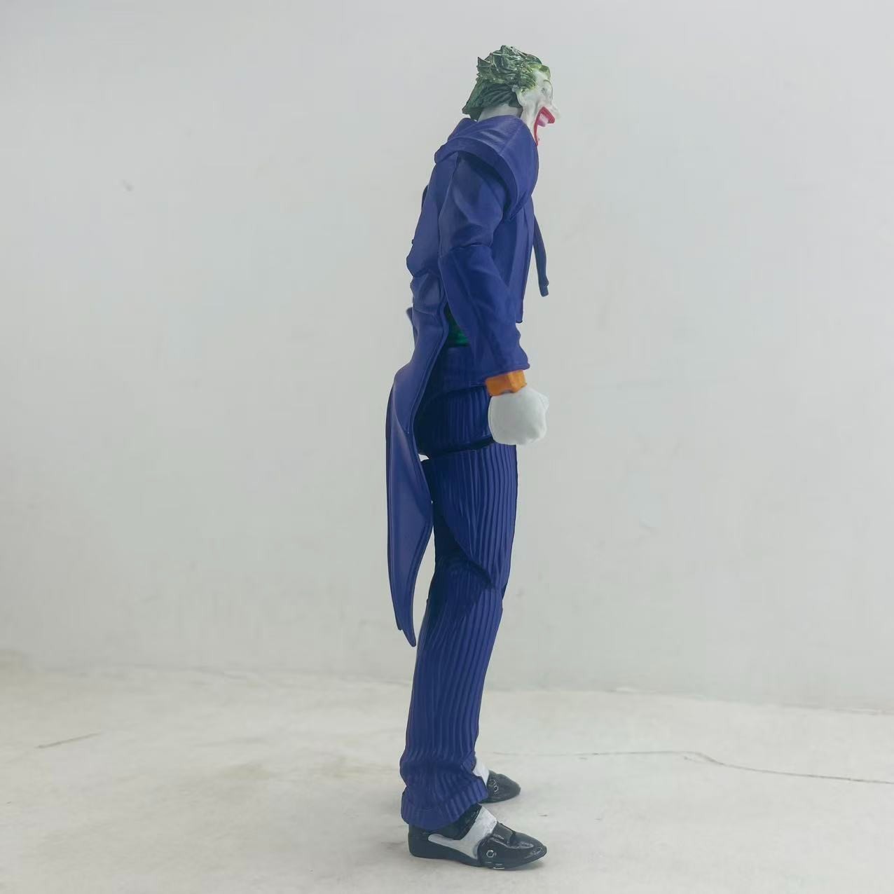 The Joker Ver.1.5 6-inch DC Action Figure Revoltech Amazing Yamaguchi Toys
