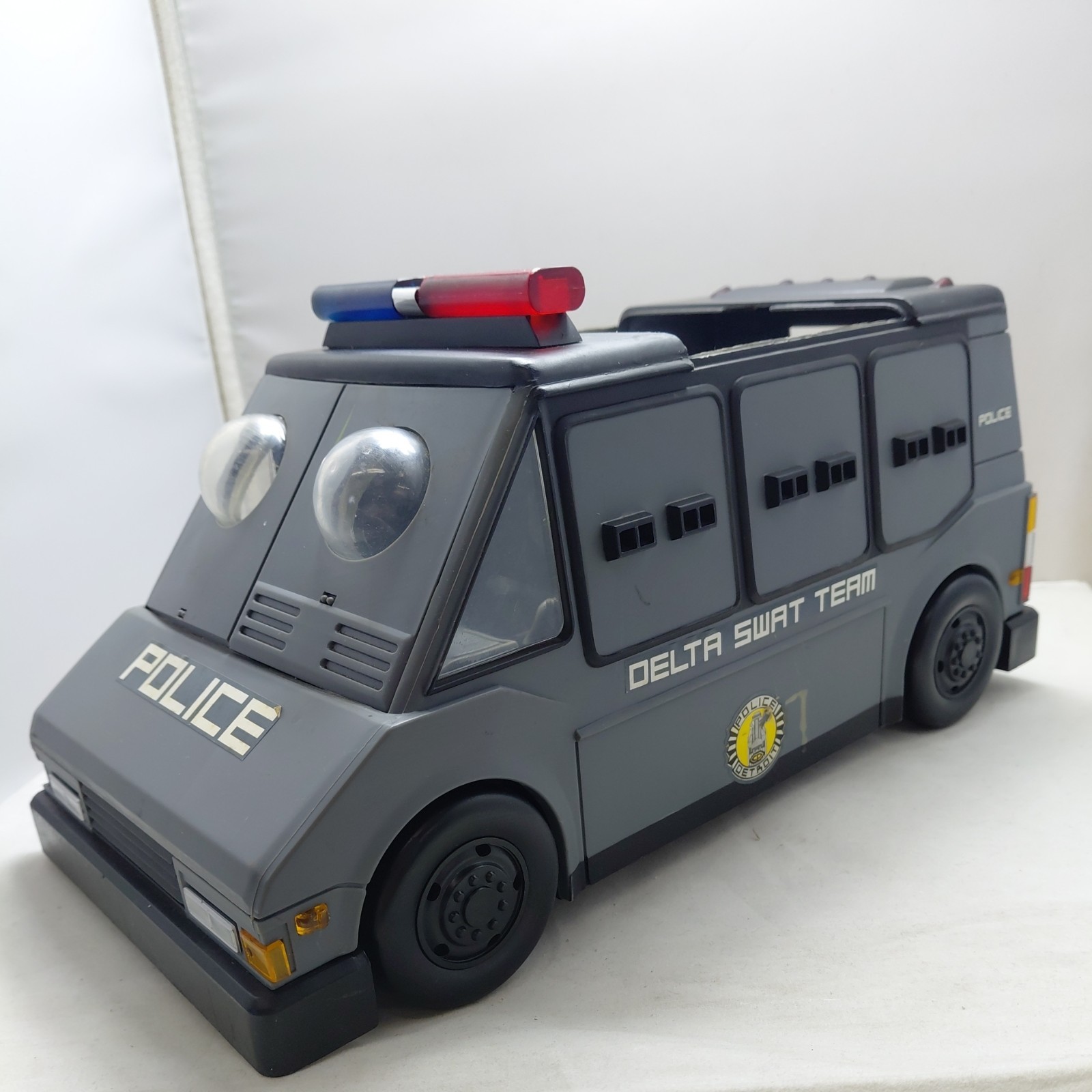Vintage Robocop Delta Swat Team Police Van Armored Vehicle Figure Playset Truck