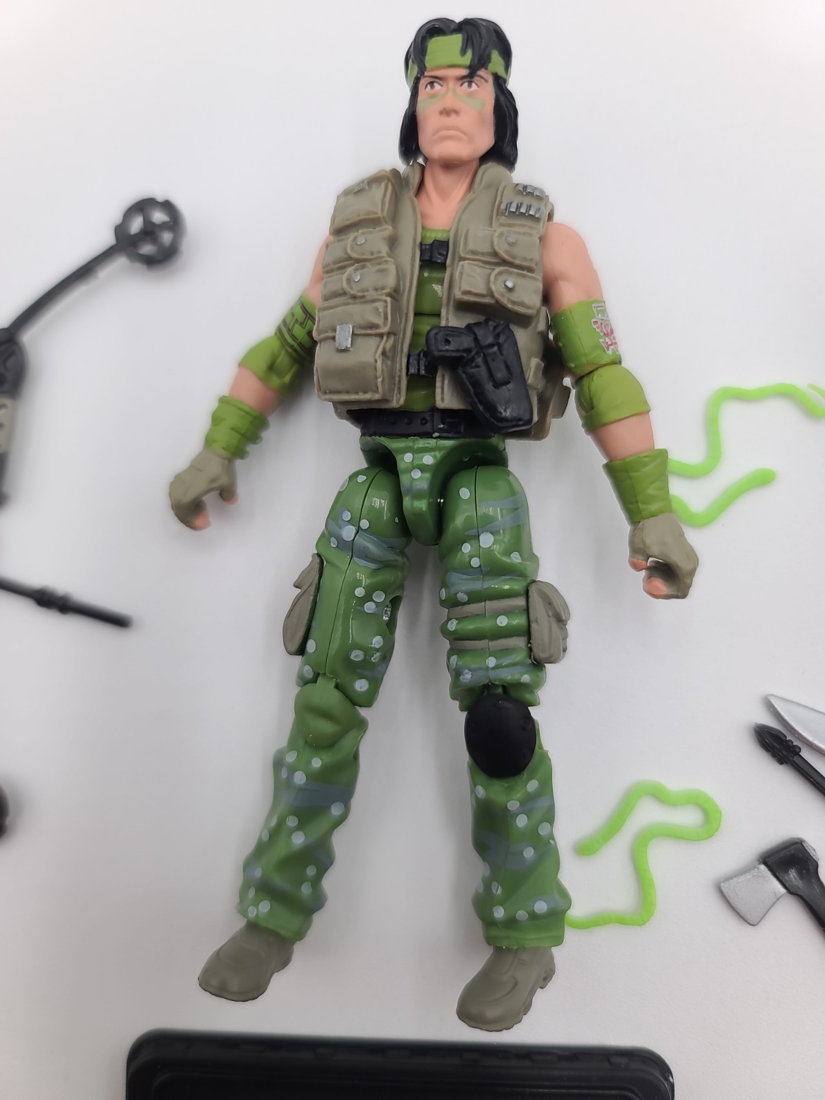 GI Joe Hasbro Pursuit of Cobra Spirit Iron Knife Toys R US TRU with card & stand