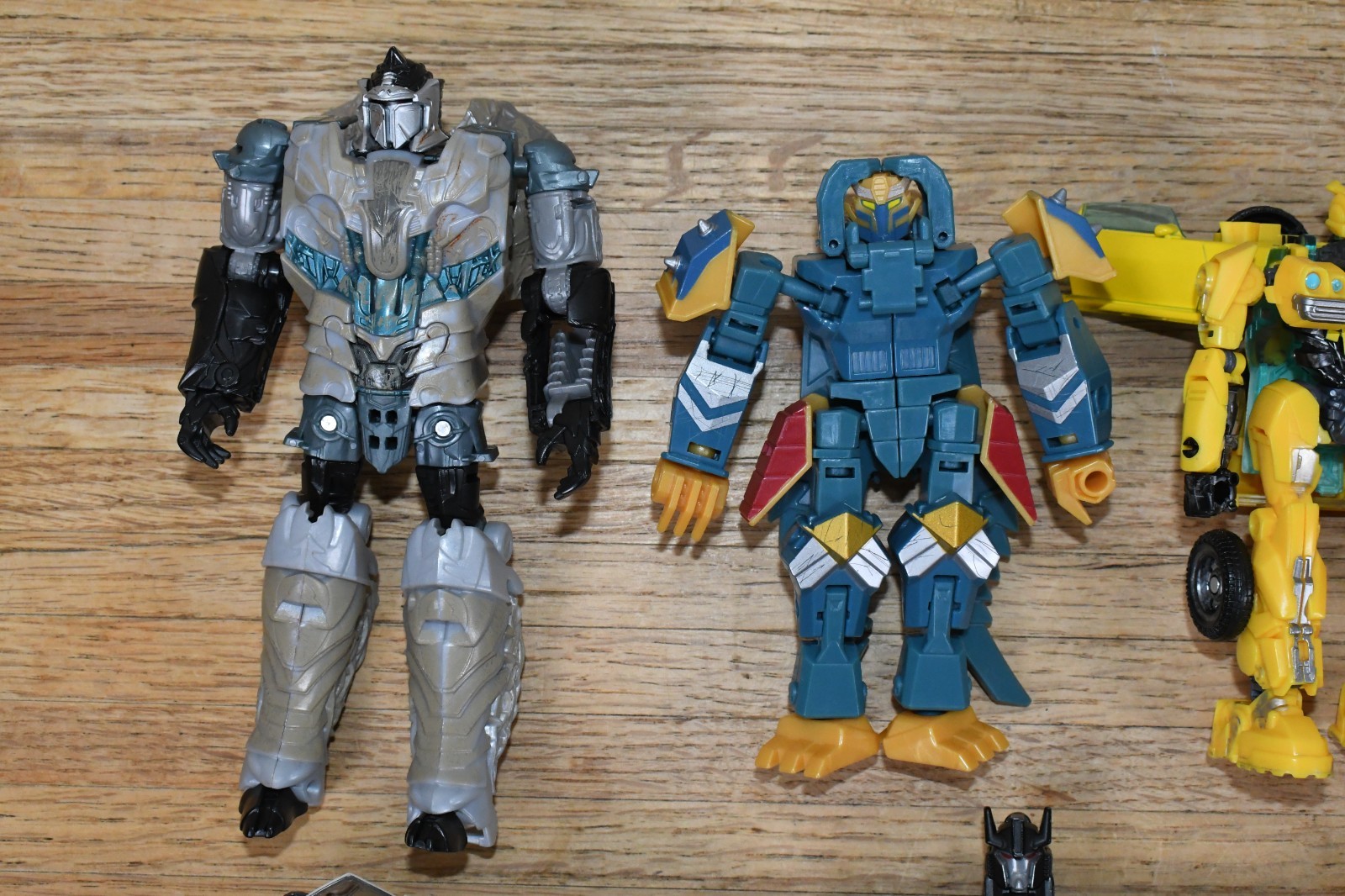 LOT of 10 Transformers Action Figures Hasbro SEE PICTURES Pre-Owned