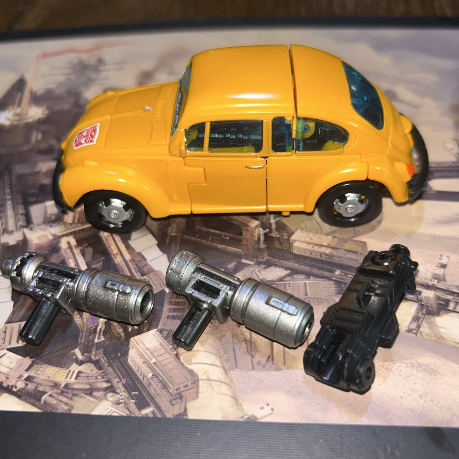 Transformers Netflix BUMBLEBEE Deluxe Siege War Cybertron Generations Loose