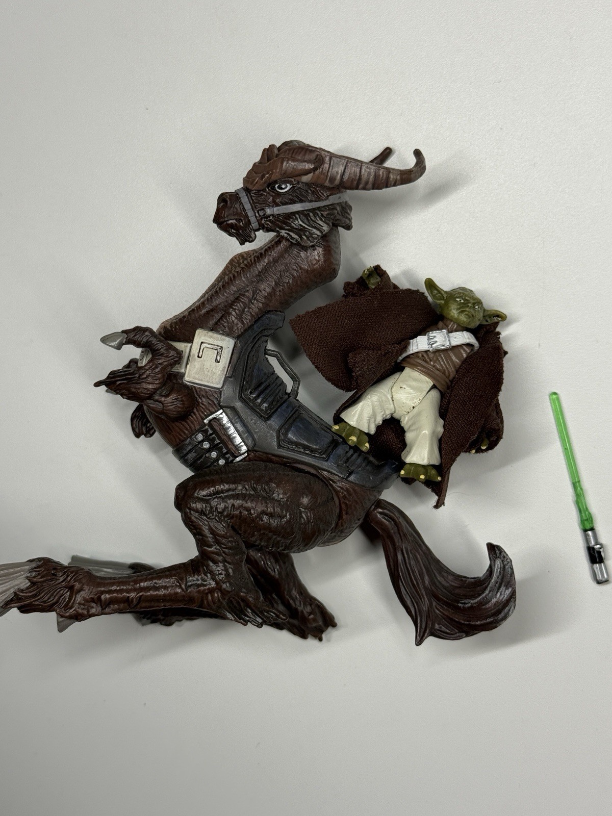 Yoda & Kybuck SL2 Star Wars The Legacy Collection figure 2008 3.75