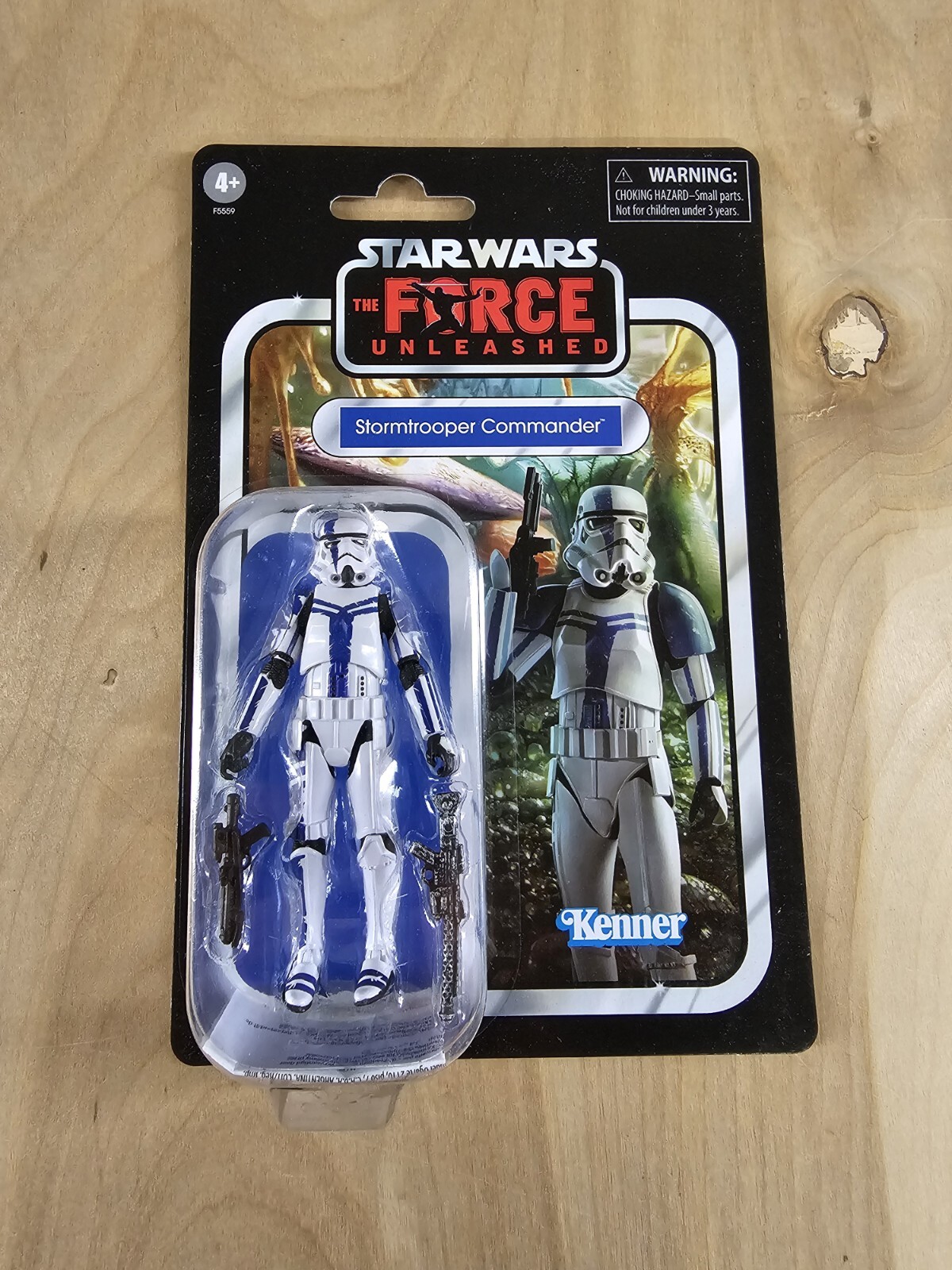 Hasbro Star Wars Stormtrooper Commander 3 3/4 in Action Figure – F5559