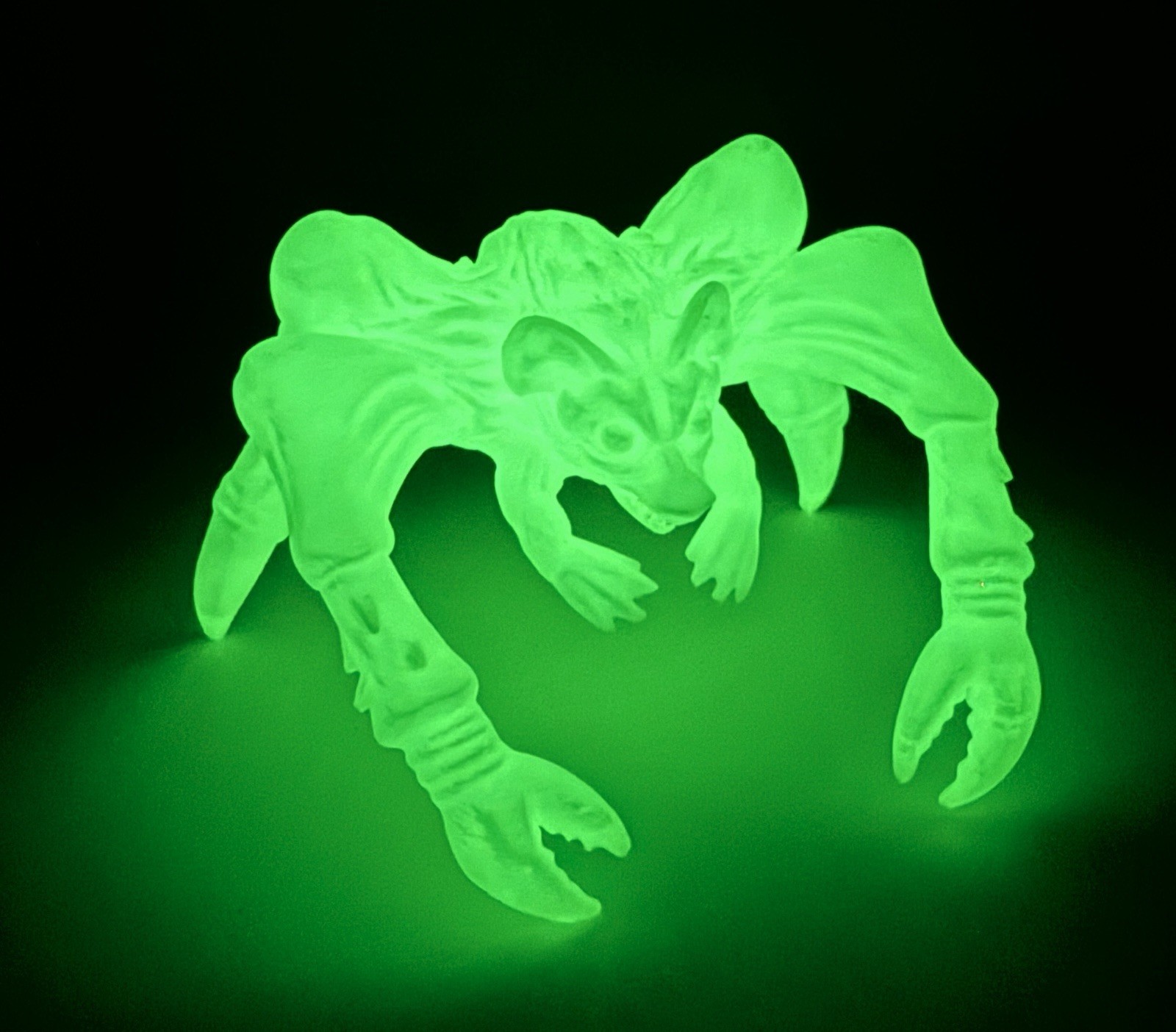 Angry Red Planet Rat Bat Spider Glow In The Dark Toy Figure