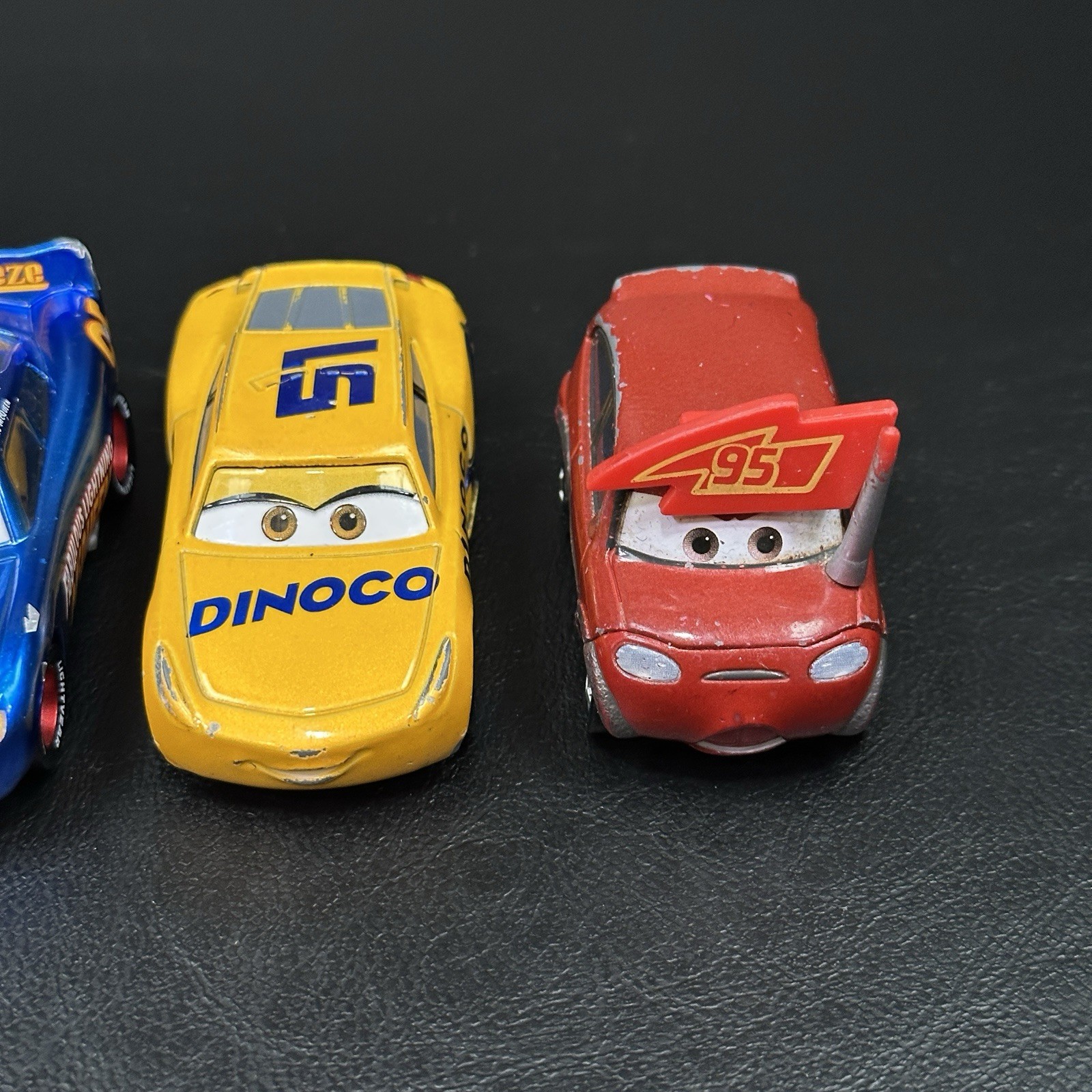 Disney Pixar Cars Diecast Toy car Lot of 5 Mixed – damage Lot *Read Desc