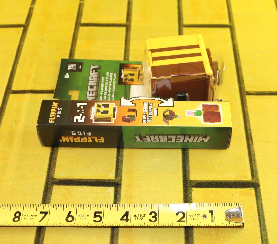 Minecraft Flippin Figs 2-in-1 Bee & Flower Pot Video Game 15 Years Action Figure