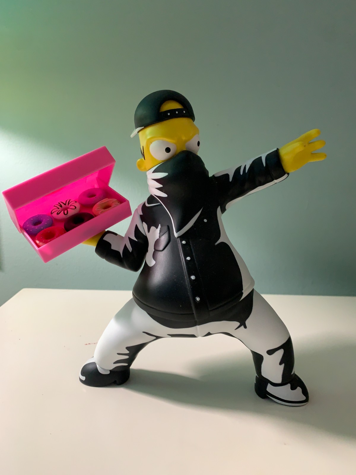 MIGHTY JAXX DONUT BOMBER BY NDIKOL VINYL ART FIGURE – HOMER SIMPSON