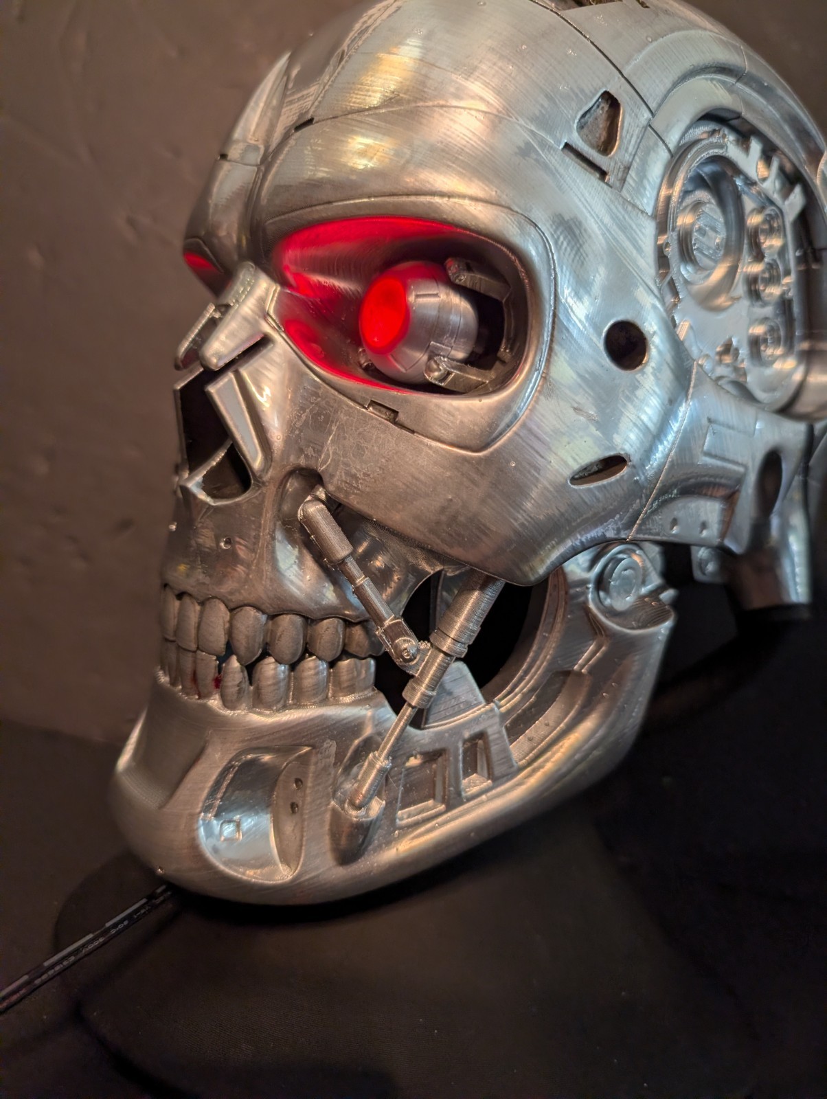 Terminator 1:1 Lifesize T1 T2 T800 – US Made – 3D Print Lights Up Custom Paint