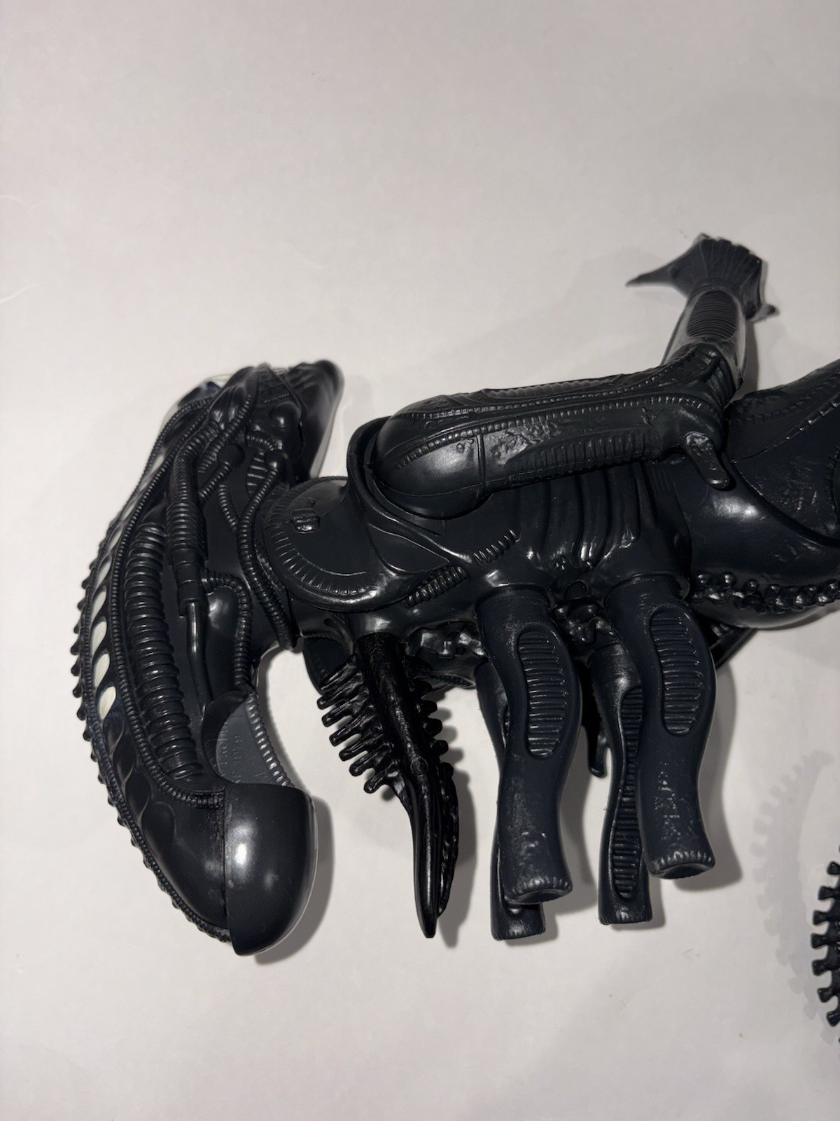 ALIEN KENNER 1979 BIG CHAP FIGURE 18” Excellent Condition Repro Dome