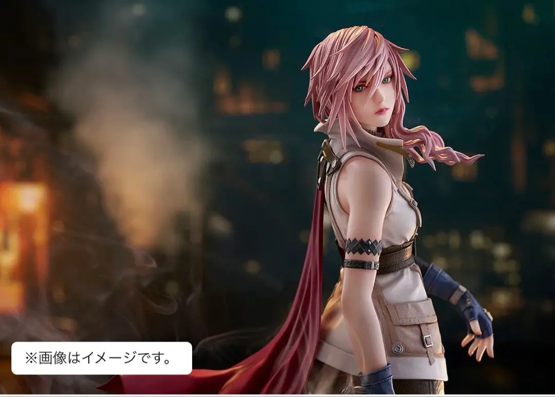 SQUARE ENIX GOOD SMILE COMPANY Final Fantasy XIII Lightning 1/6.5 Figure