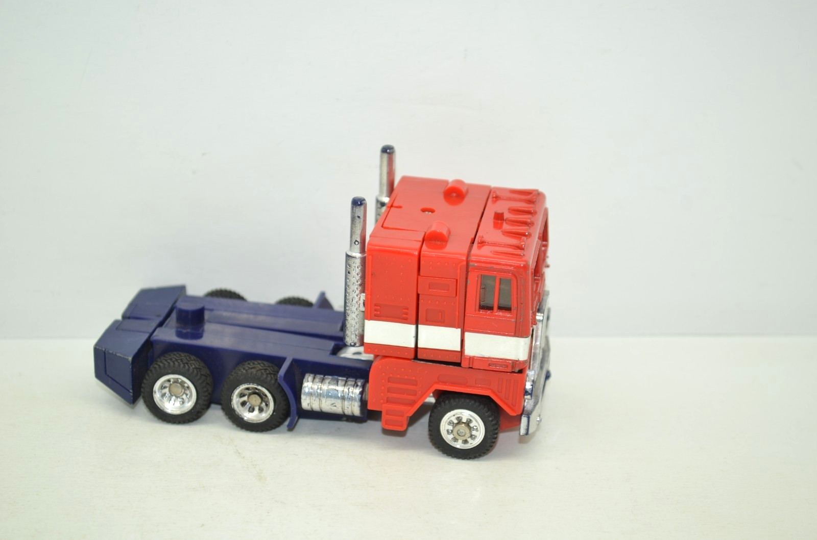 Original Takara TRANSFORMERS G1 Autobot Leader Bloated Diaclone OPTIMUS PRIME
