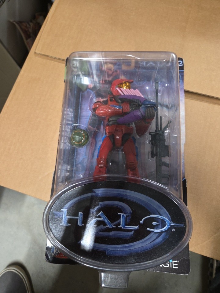 New/Sealed Red Master Chief Halo Series 2 JoyRide 2003 Figure bungie rifle