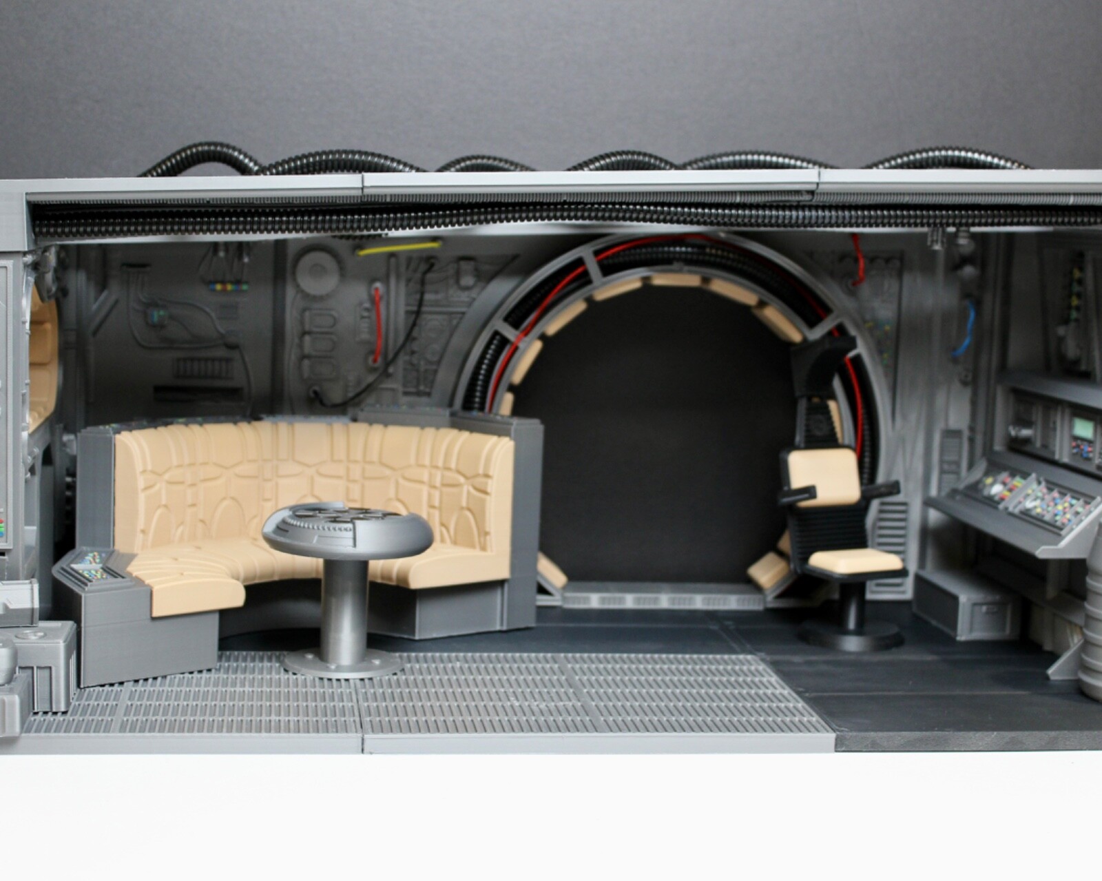 Millennium Falcon Interior Diorama Display for Star Wars The Black Series 1/12