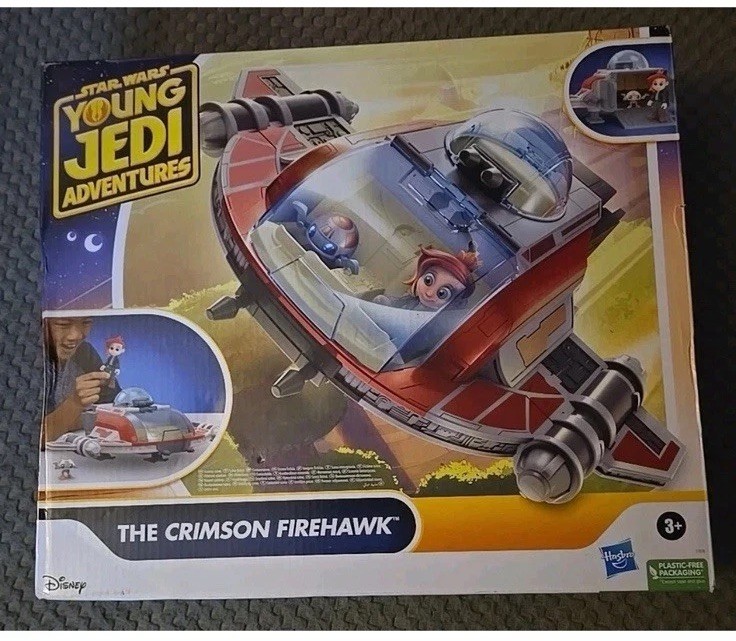 Star Wars Crimson Firehawk Toy Vehicle Foldable Wings Cargo Space Young Jedi New