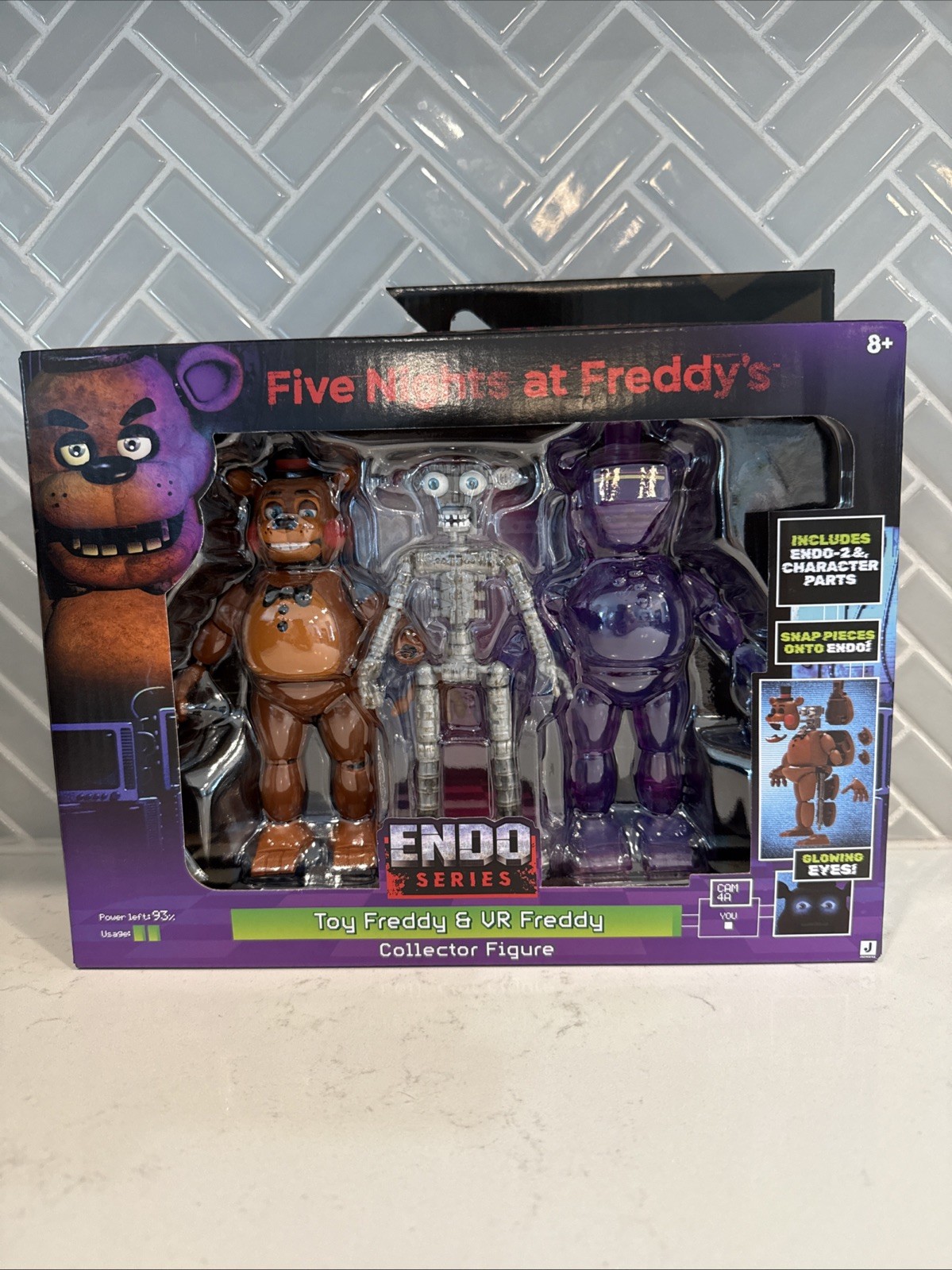 Five Nights at Freddy’s Endo Series Toy Freddy & VR Freddy Collector Action