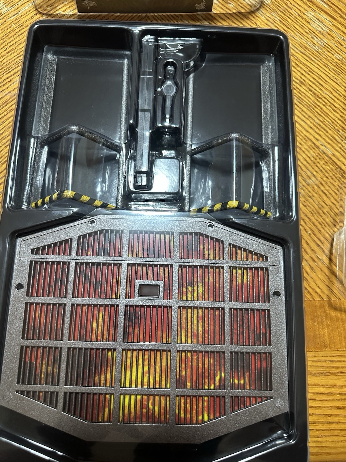 Hot Toys Terminator 2 T-1000 2.0 MMS774 Accessories/Stand ONLY