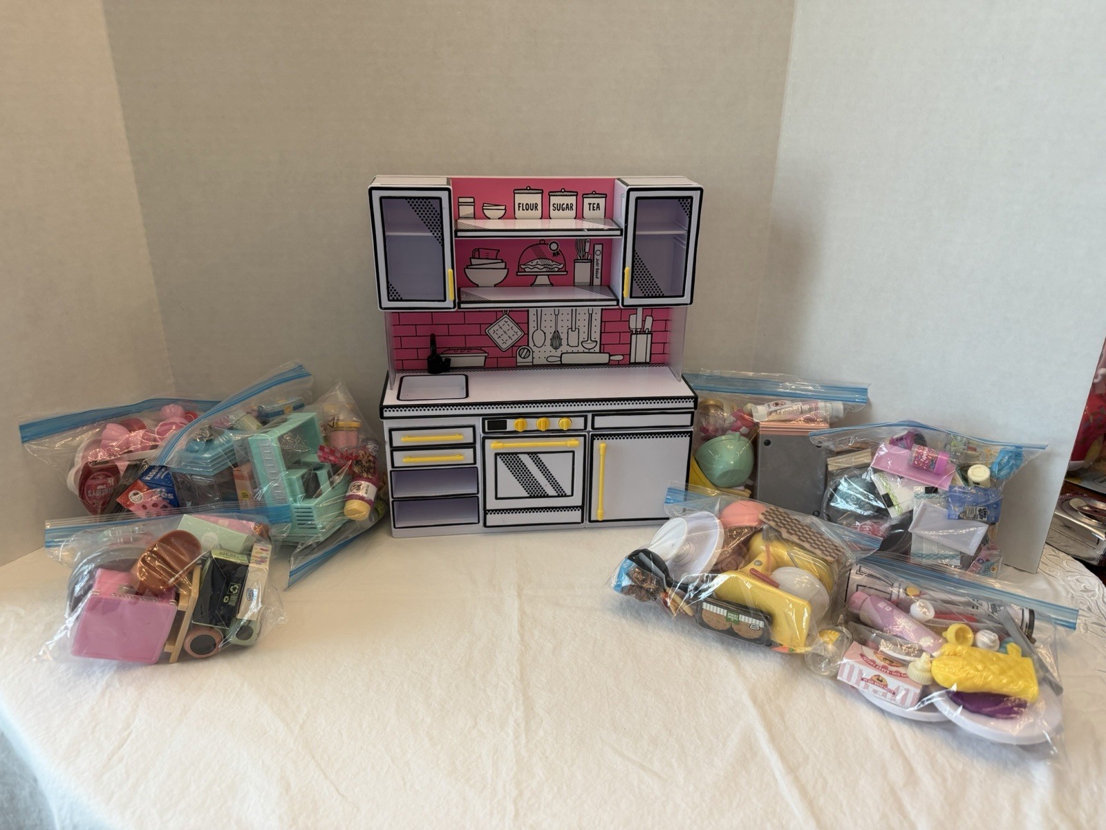 Big MGA Mini Verse Lot Kitchen Food Cotton Candy Sno Cone Ice Cream Machines Etc