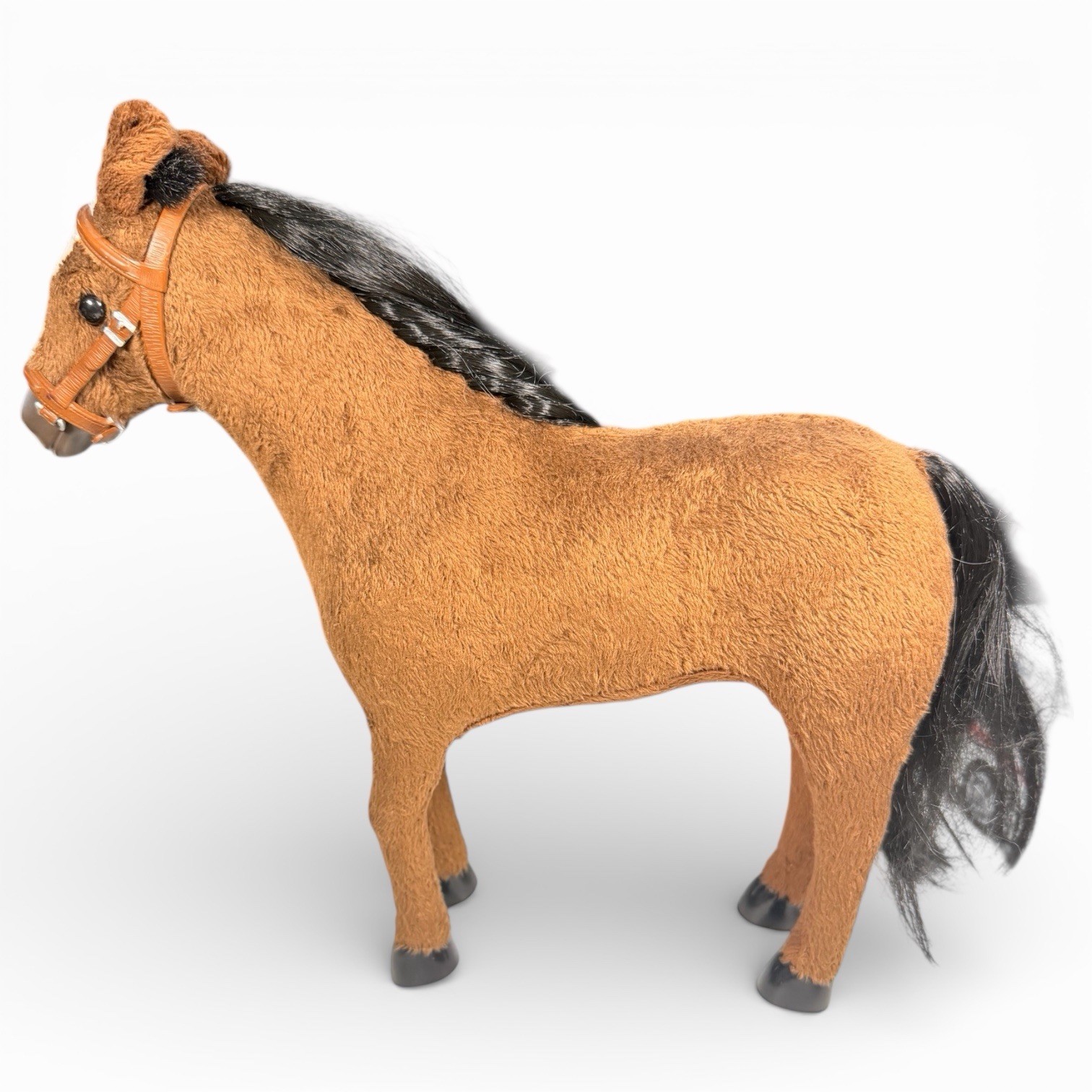 Paradise Horse – Soft Brown Articulated Horse 20″ x 22″