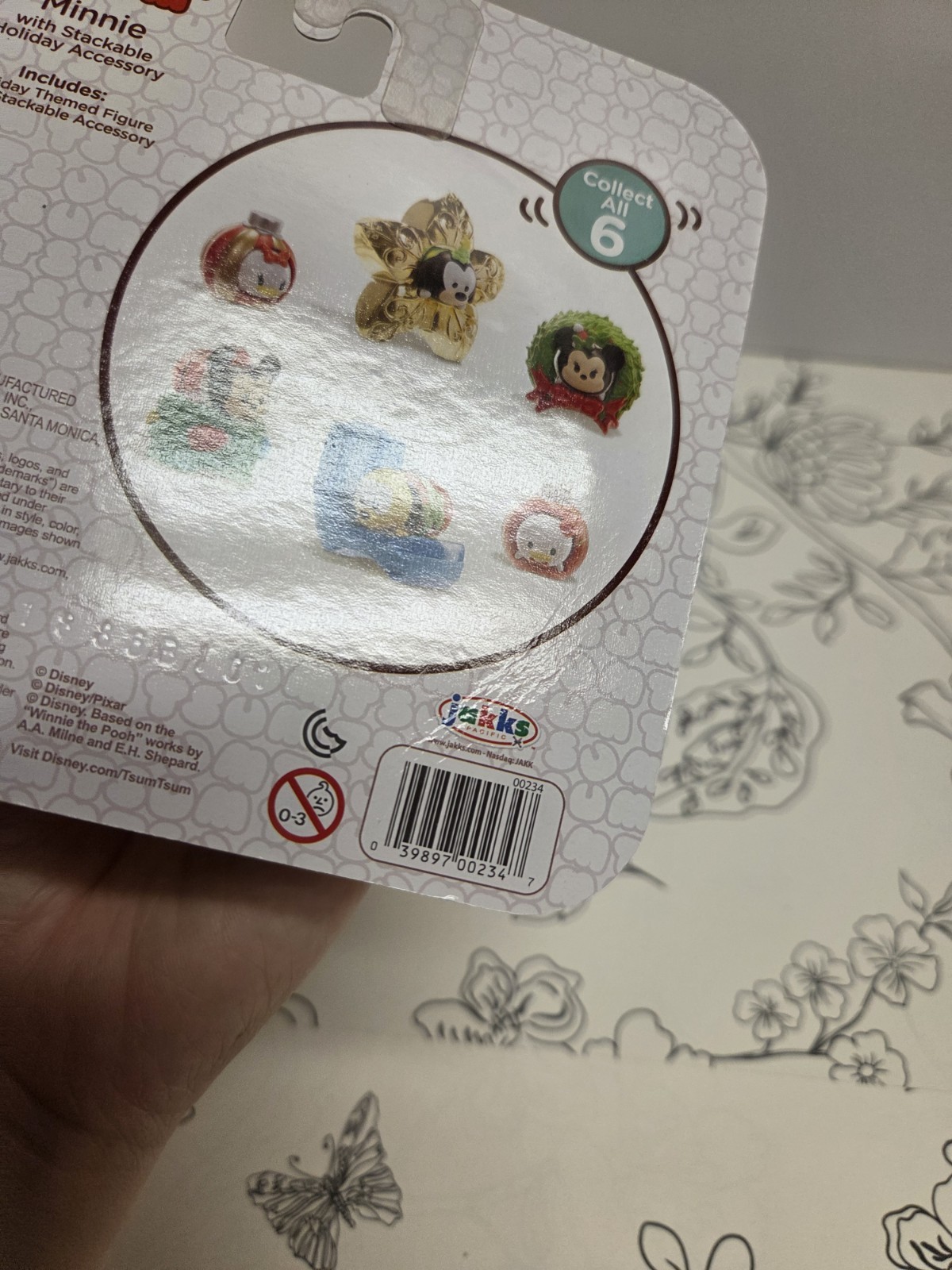 Disney Holiday Tsum Tsum Vinyl Figures Lot of 4 Imperfect Packaging
