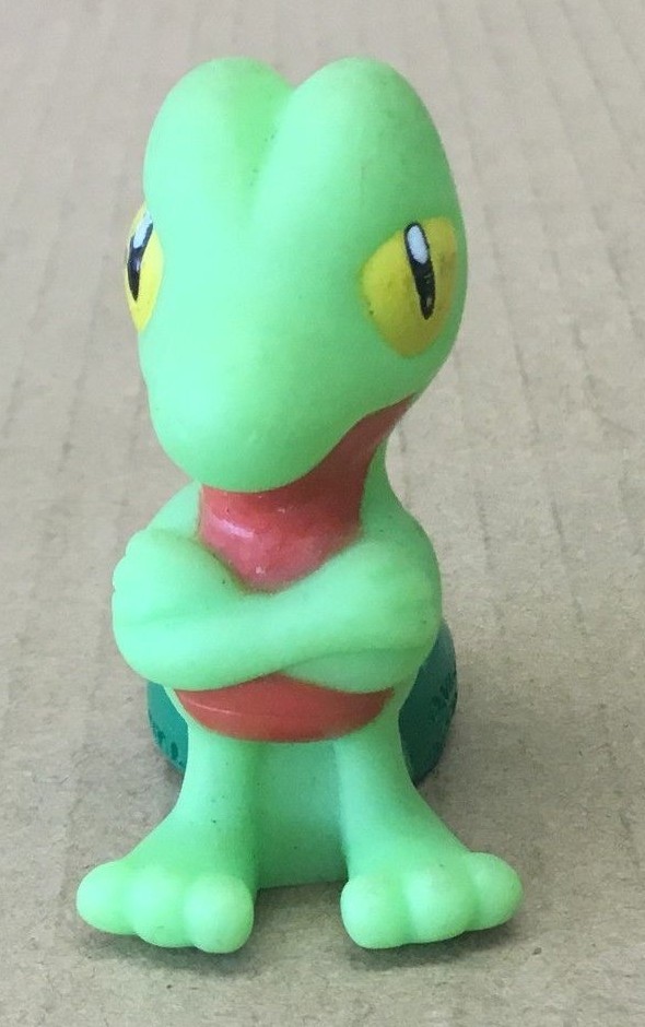 2002 Pokemon Finger Puppet Treecko Figure Catch Them All Nintendo Bandai