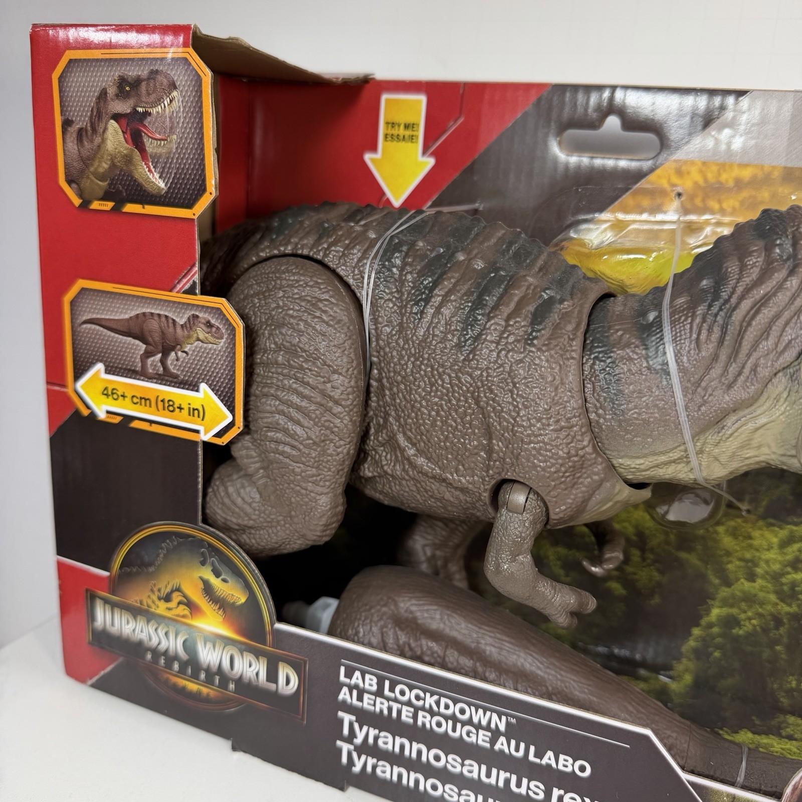 Mattel Jurassic World Rebirth Lab Lockdown Tyrannosaurus Rex JGM16 NEW IN BOX