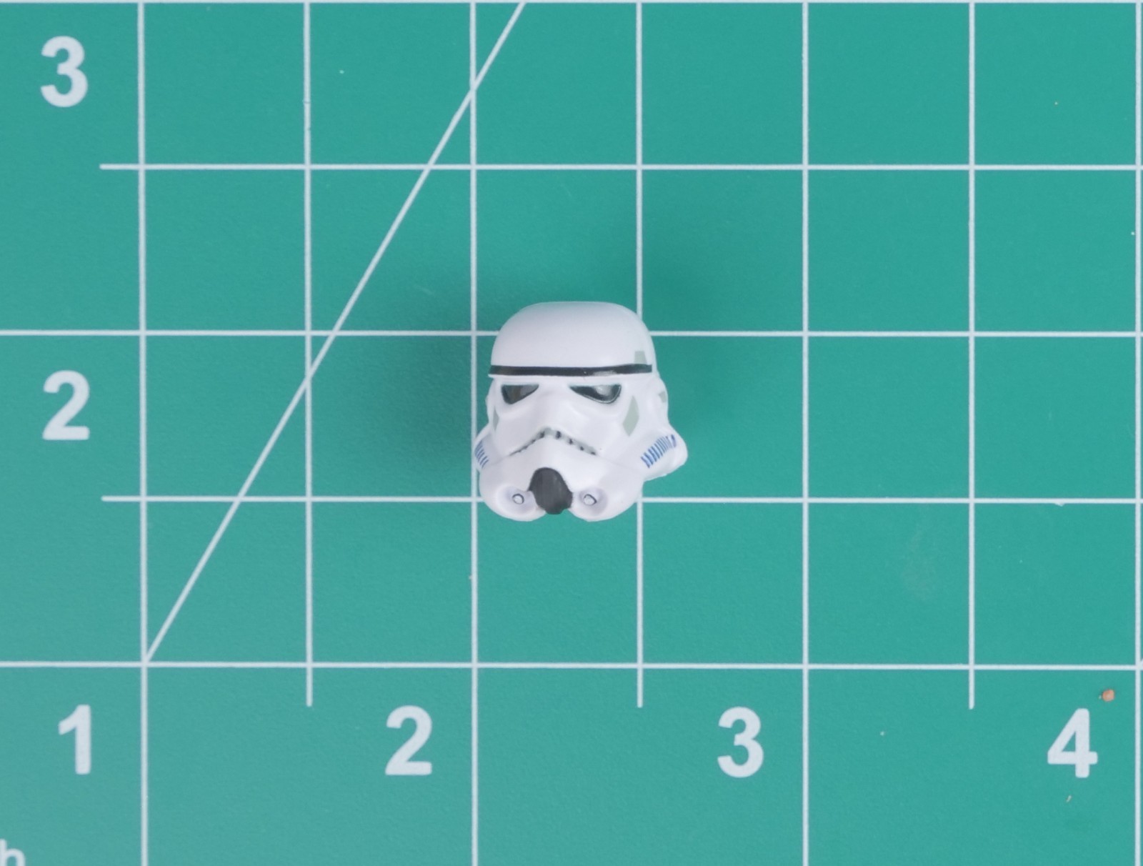 Star Wars TVC Imperial Stormtrooper Nevarro Cantina Helmet 3 3/4″ Fodder