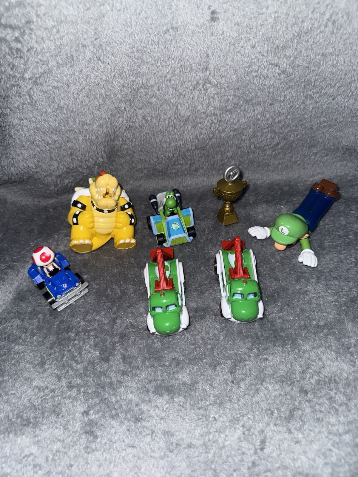 Super Mario Bros Nintendo McDonald’s Lot of 7 Figures Various Years