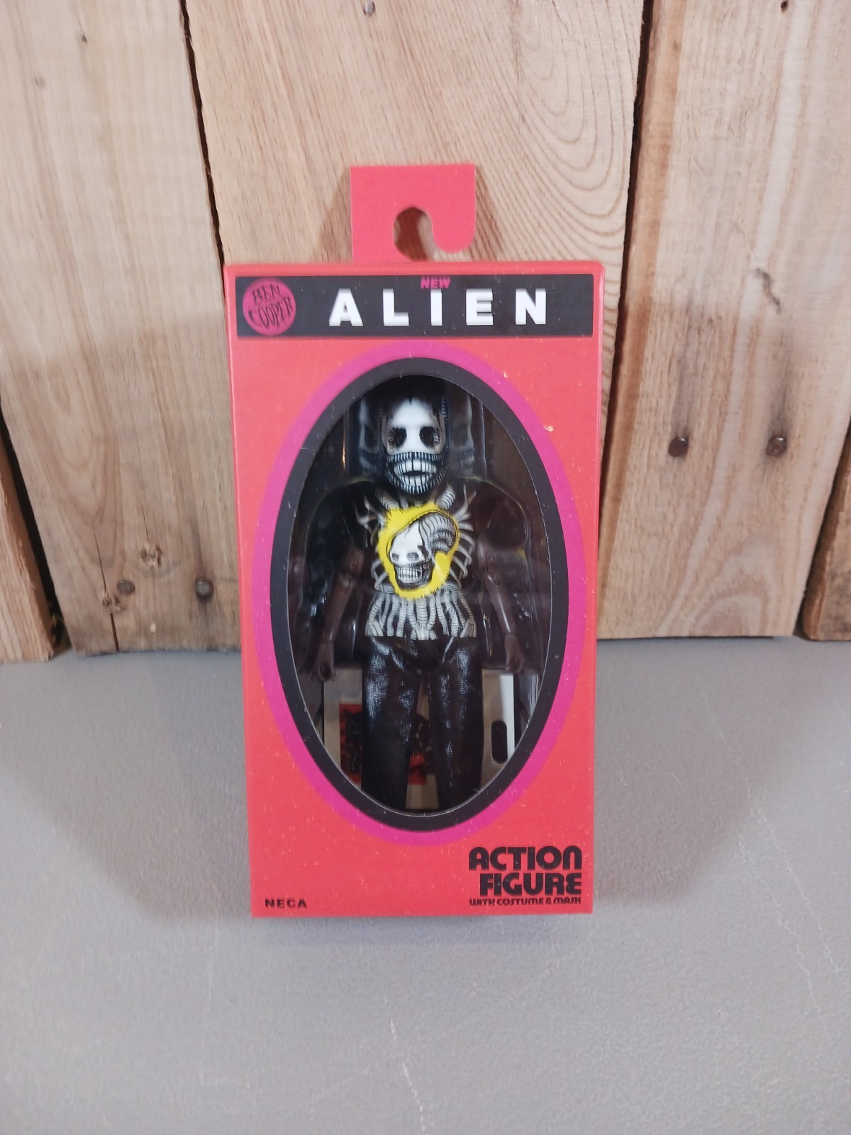 NECA Alien Ben Cooper Halloween 5.5″ Action Figure Costume Mask Trick or Treat