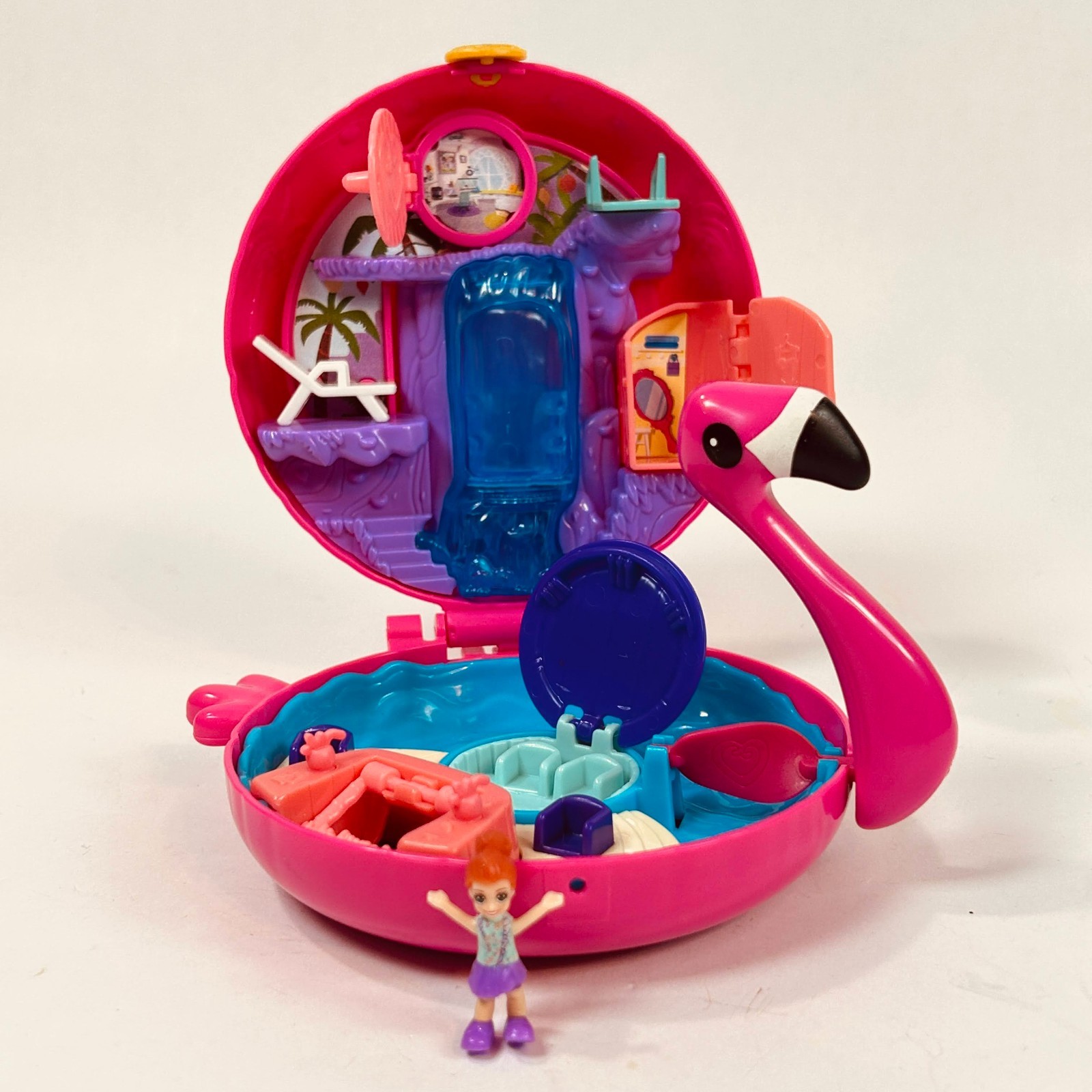 Polly Pocket Flamingo Floatie Compact Tropical Party Playset with Micro Figure