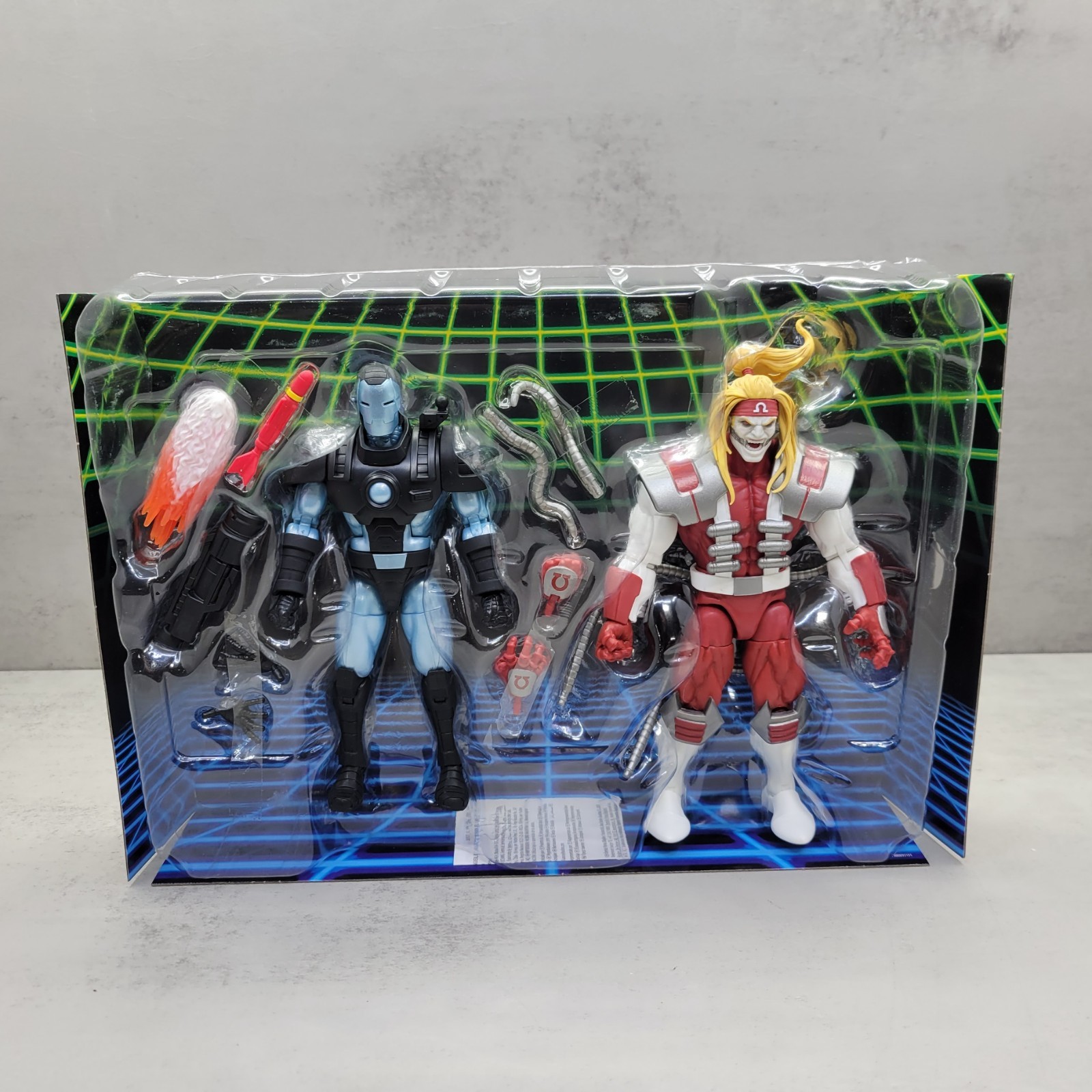 Marvel Legends Series Gamerverse Marvel’s War Machine vs Marvel’s Omega Red