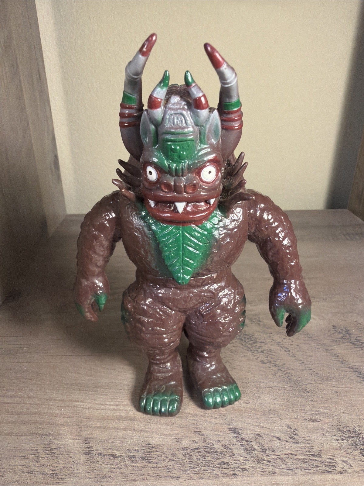Bandai kaiju Ultra Monster Series 1994 No 24 Miclas US STOCK