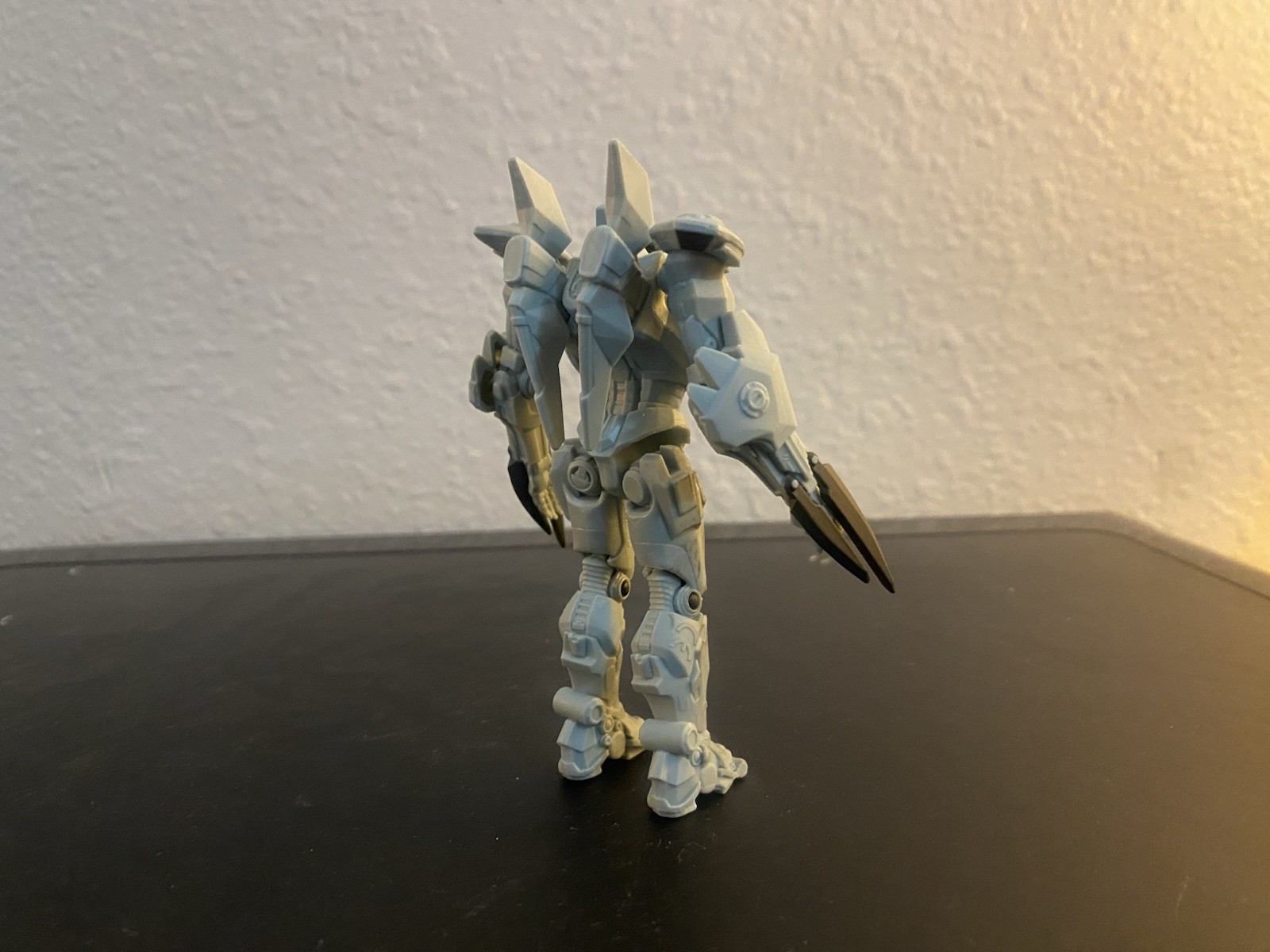 Pacific Rim McFarlane Toys Striker Eureka (Jaeger) 4″ Scale