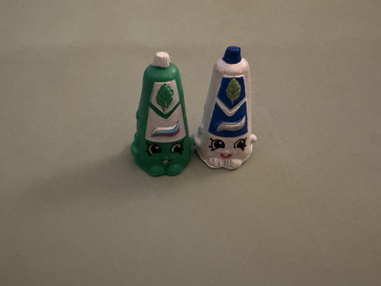 Shopkins Season 1 Scrubs Toothpaste Green And White Set Of Two
