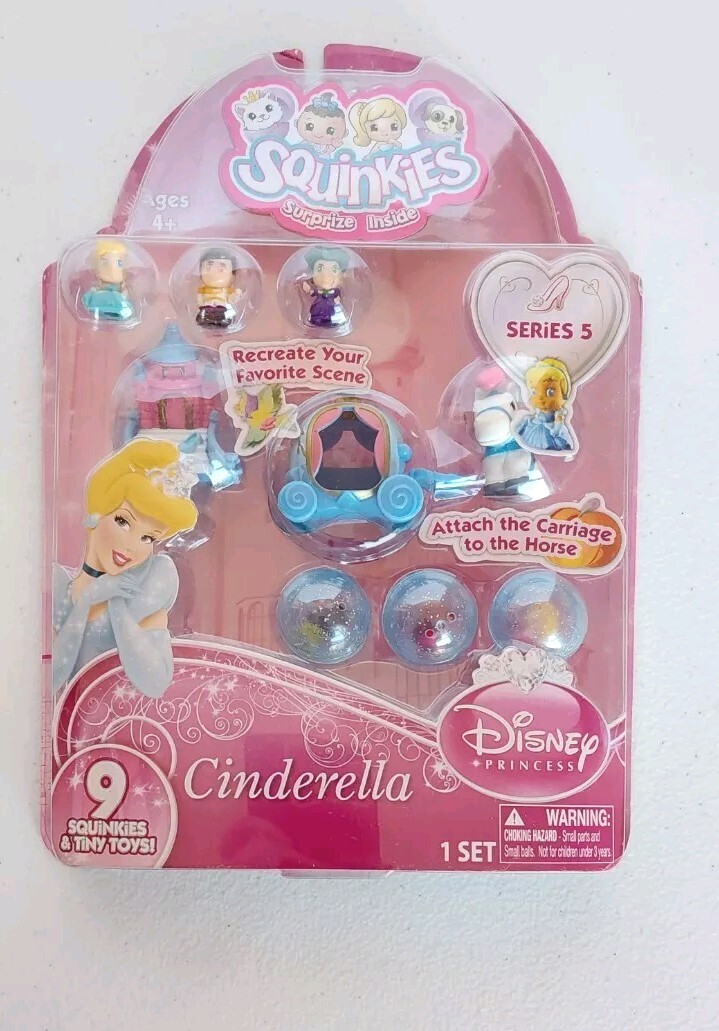NEW Squinkies Cinderella Disney Princess 9 Bubble Pack RARE Carriage & Horse NOS