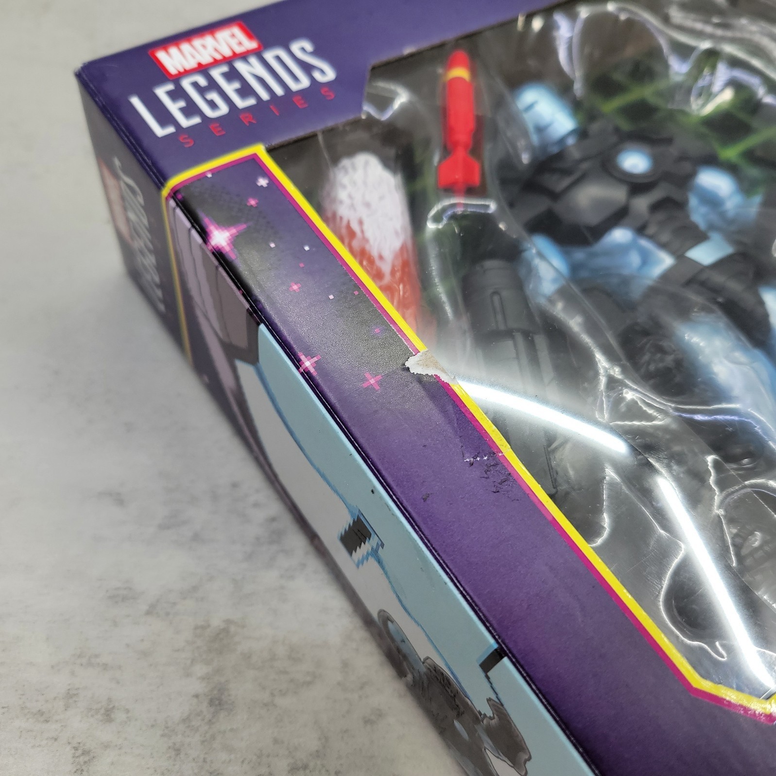 Marvel Legends Series Gamerverse Marvel’s War Machine vs Marvel’s Omega Red