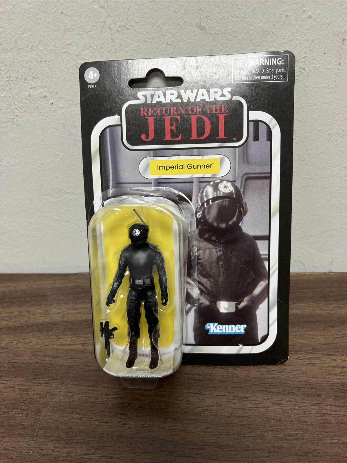 Hasbro Star Wars Return of the Jedi Imperial Gunner Action Figure (F5571)