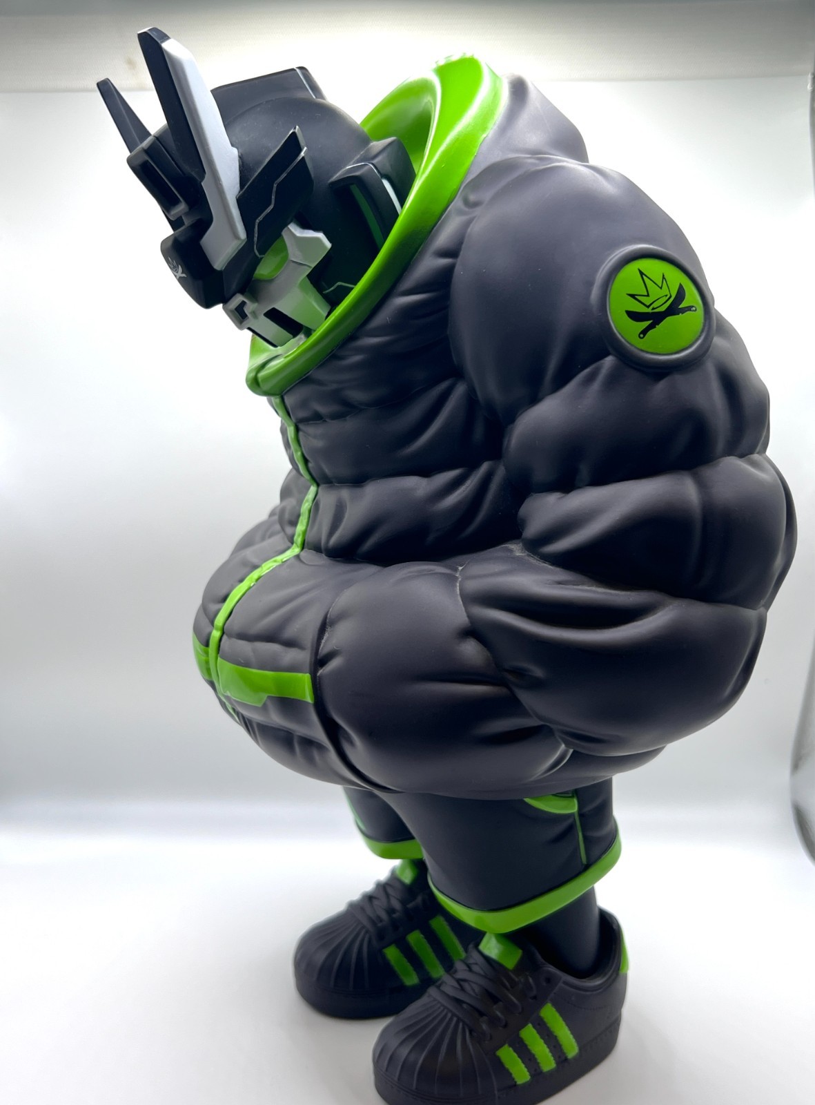 10″ TEQ63 – R177A by Quiccs x Playful Gorilla x Devil Toys