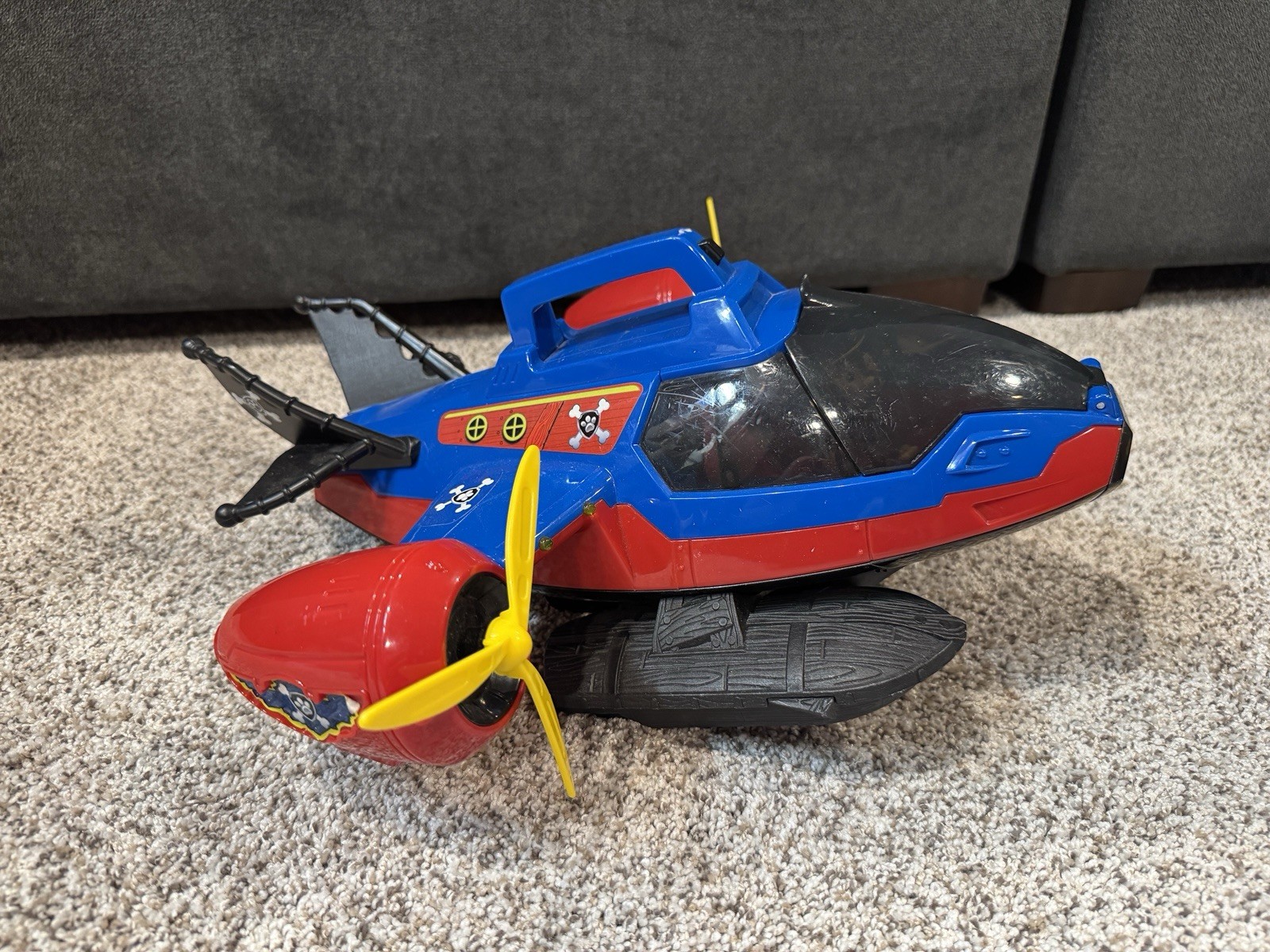 Paw Patrol Pirate Air Patroller with Chase Figure