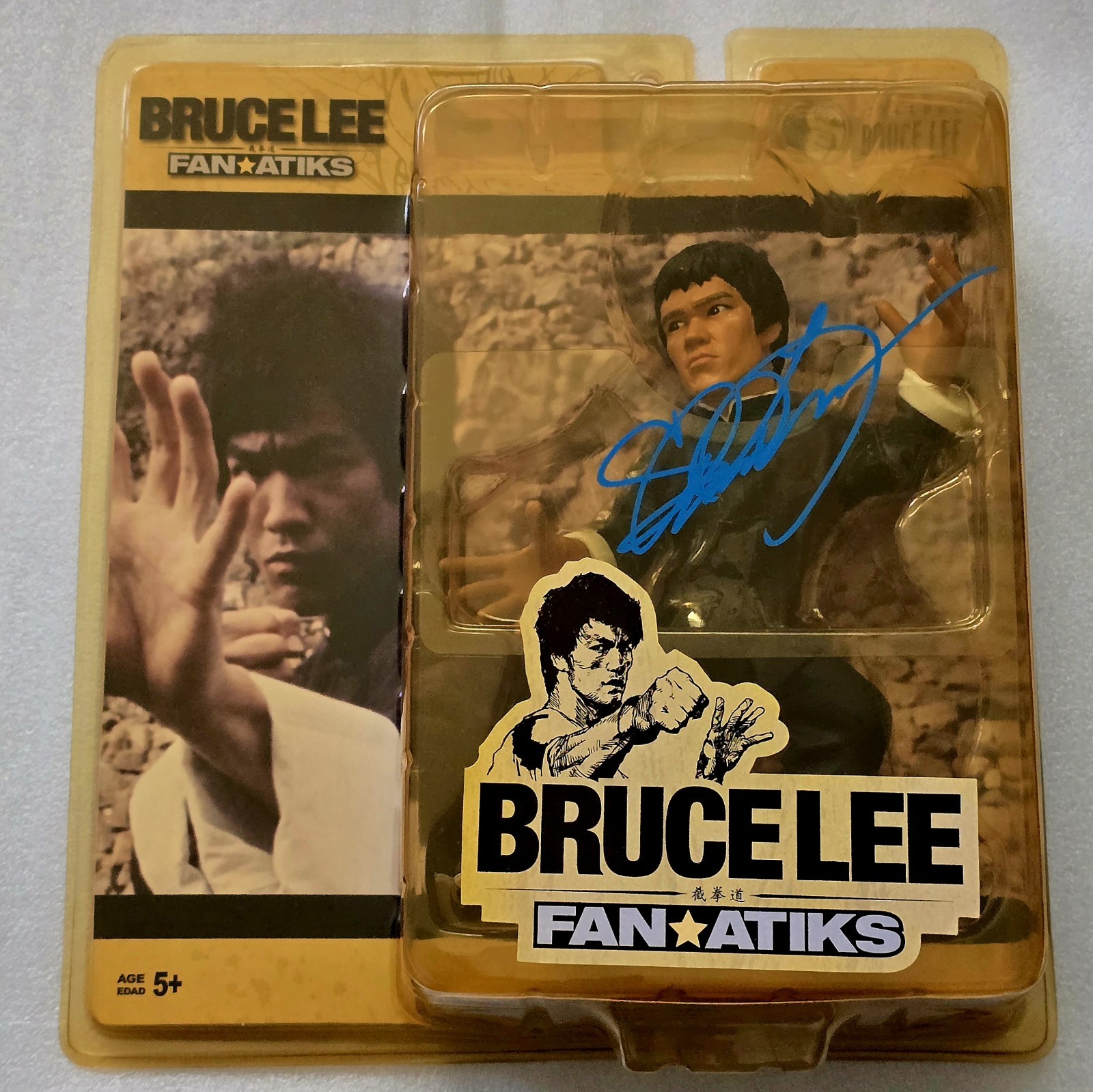 Autographed SHANNON LEE the BRUCE LEE 6” FANATIKS 2013 LIMITED EDITION Rare