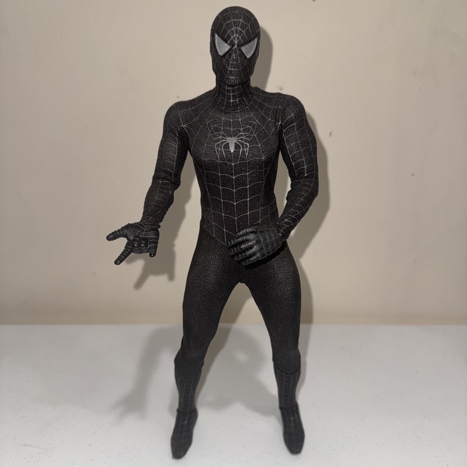 Hot Toys MMS165 Spiderman Spider-Man 3 Black Suit Version