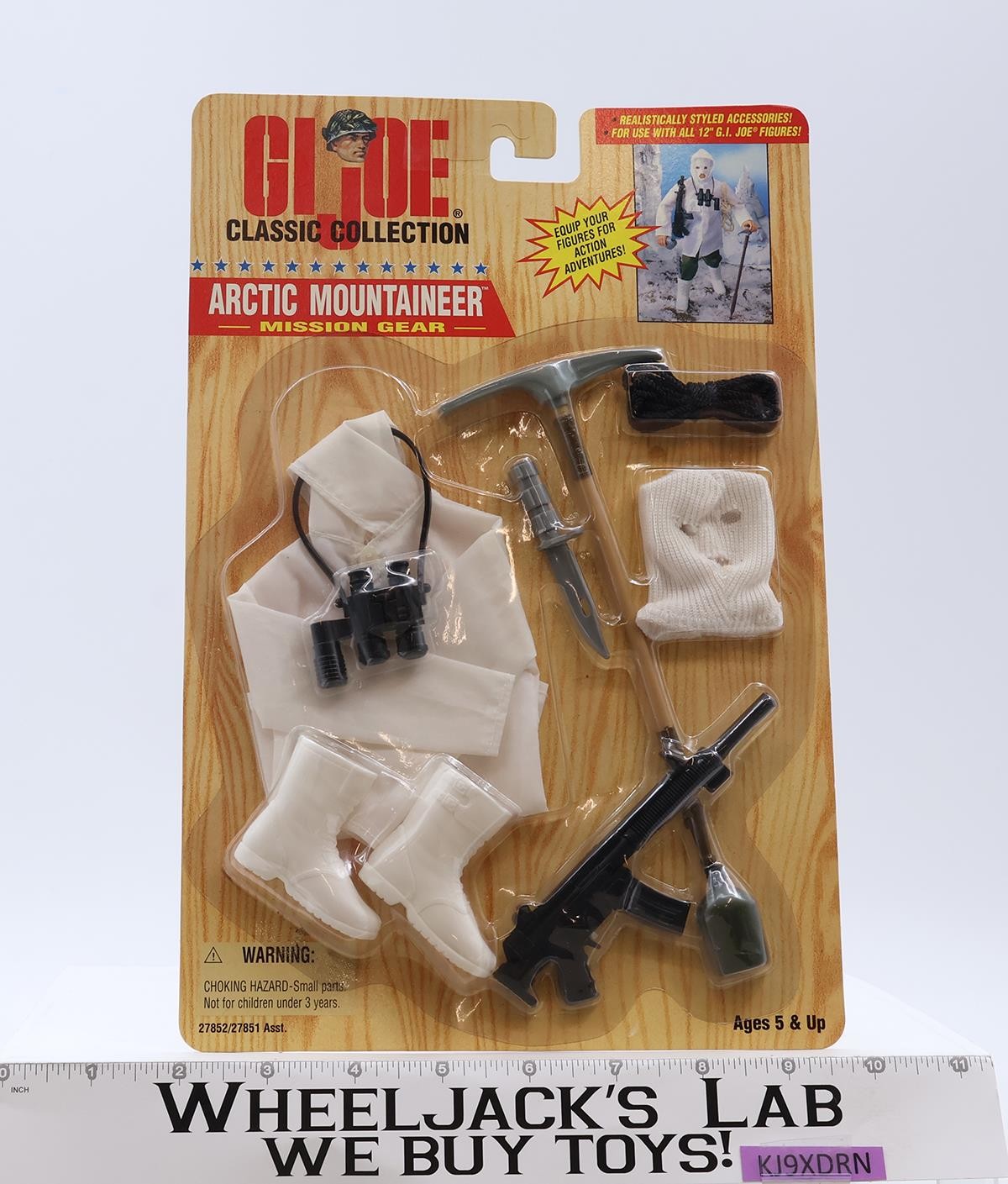 Arctic Mountaineer Mission Gear GI Joe Classic Collection 1996 Hasbro NEW 12″