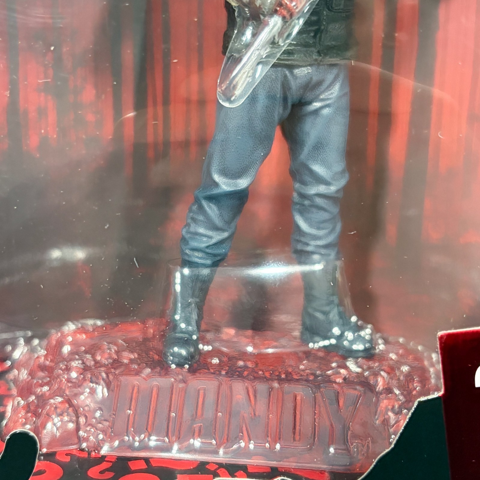 Red Miller Posed Figure Mandy Movie Maniacs 6-Inch Gold Label McFarlane 1/3000