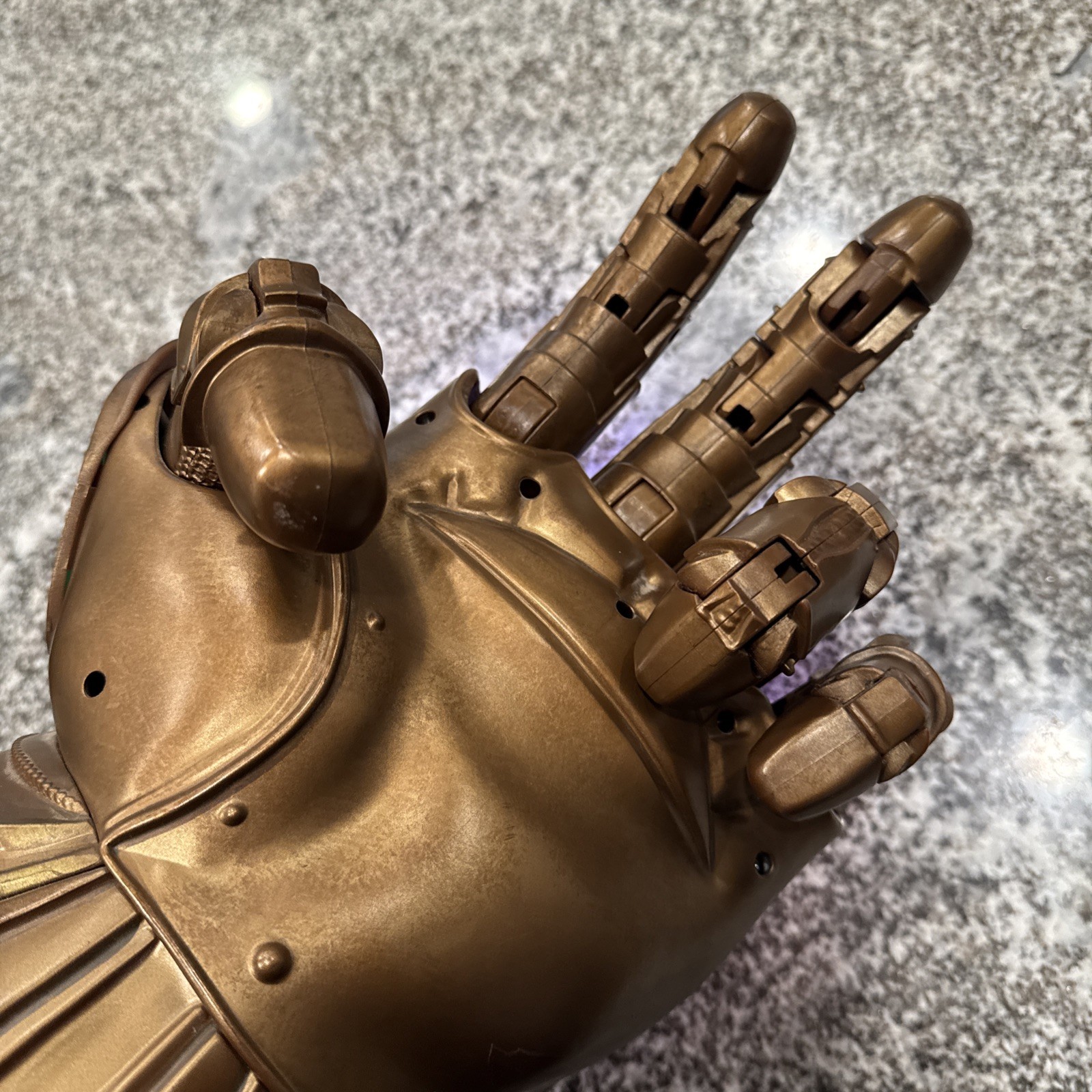 Marvel Legends Infinity Gauntlet Articulated Electronic Glove Thanos Clean Works