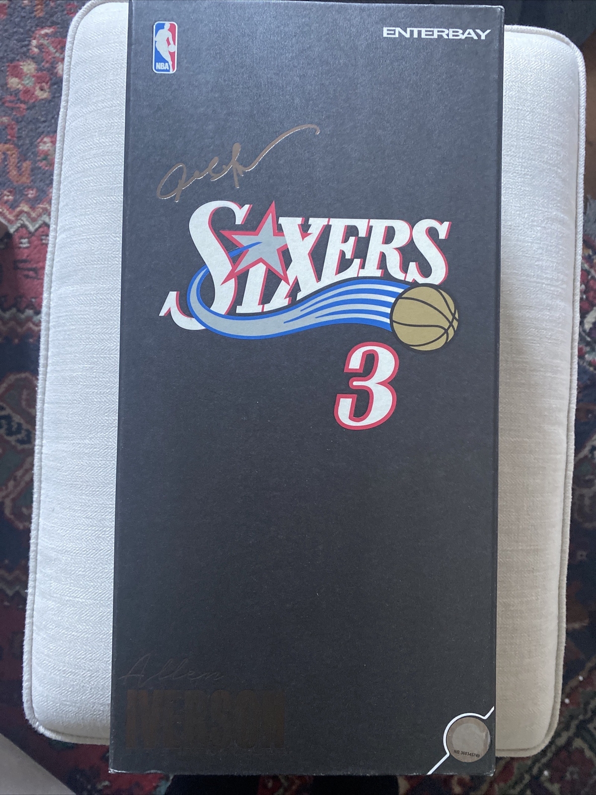 ENTERBAY NBA ALLEN IVERSON SIXERS 3 action figurine. Dual Uniform, RM-1060, NEW