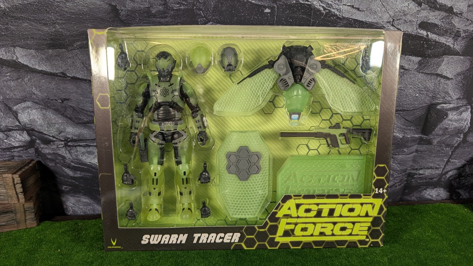 Valaverse Action Force Swarm Tracer NIB 1/12 Scale Action Figure