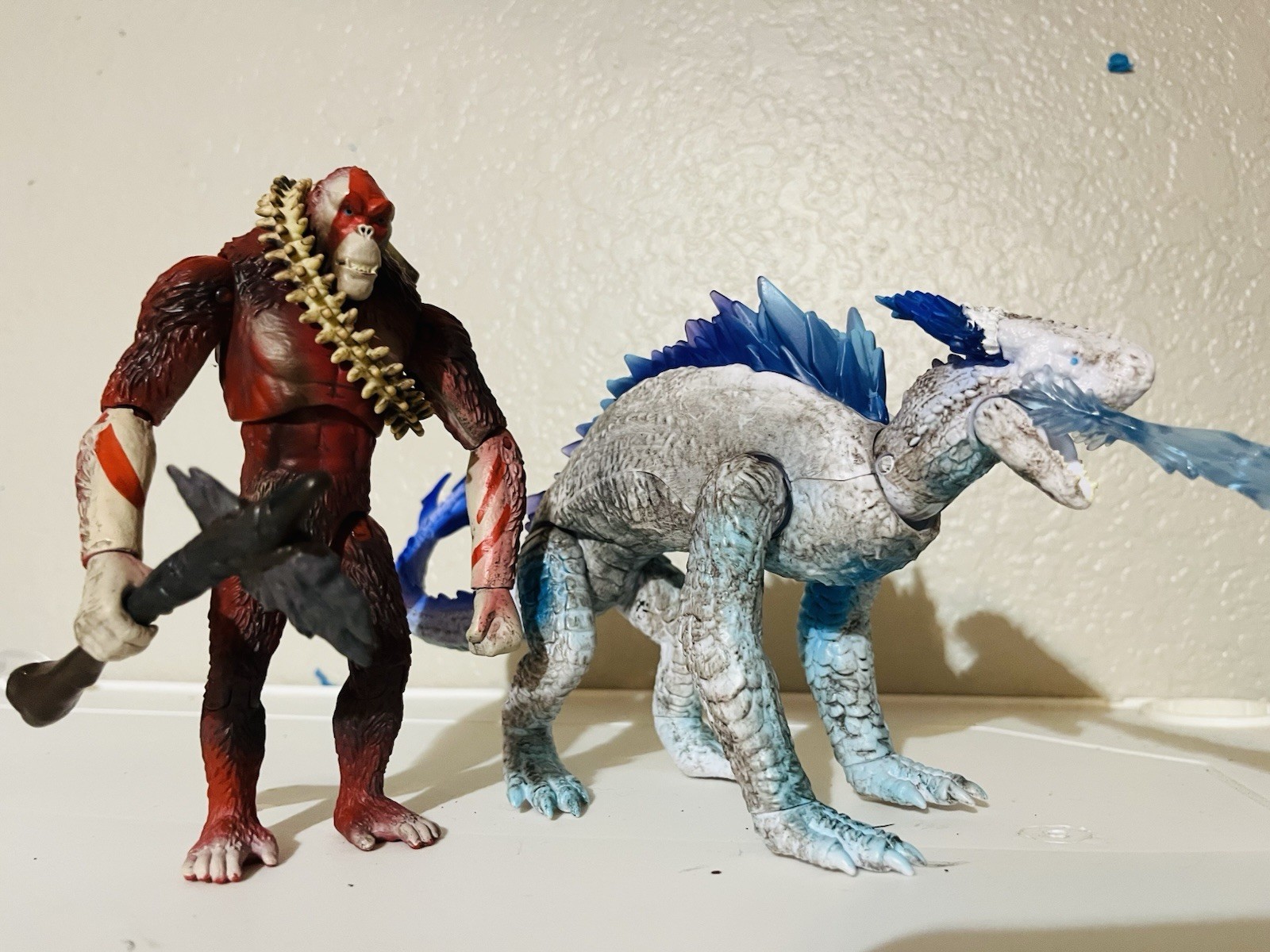 Custom Painted Skar King And Shimo Playmates Figures With Custom Beam Effect.