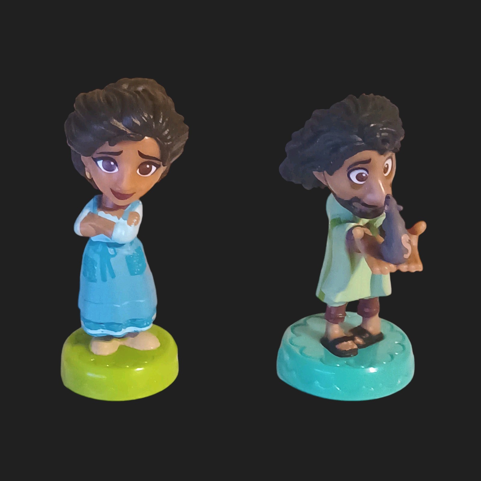 Lot of 12 Disney Jakks Encanto Madrigal Family 2″ PVC Figures